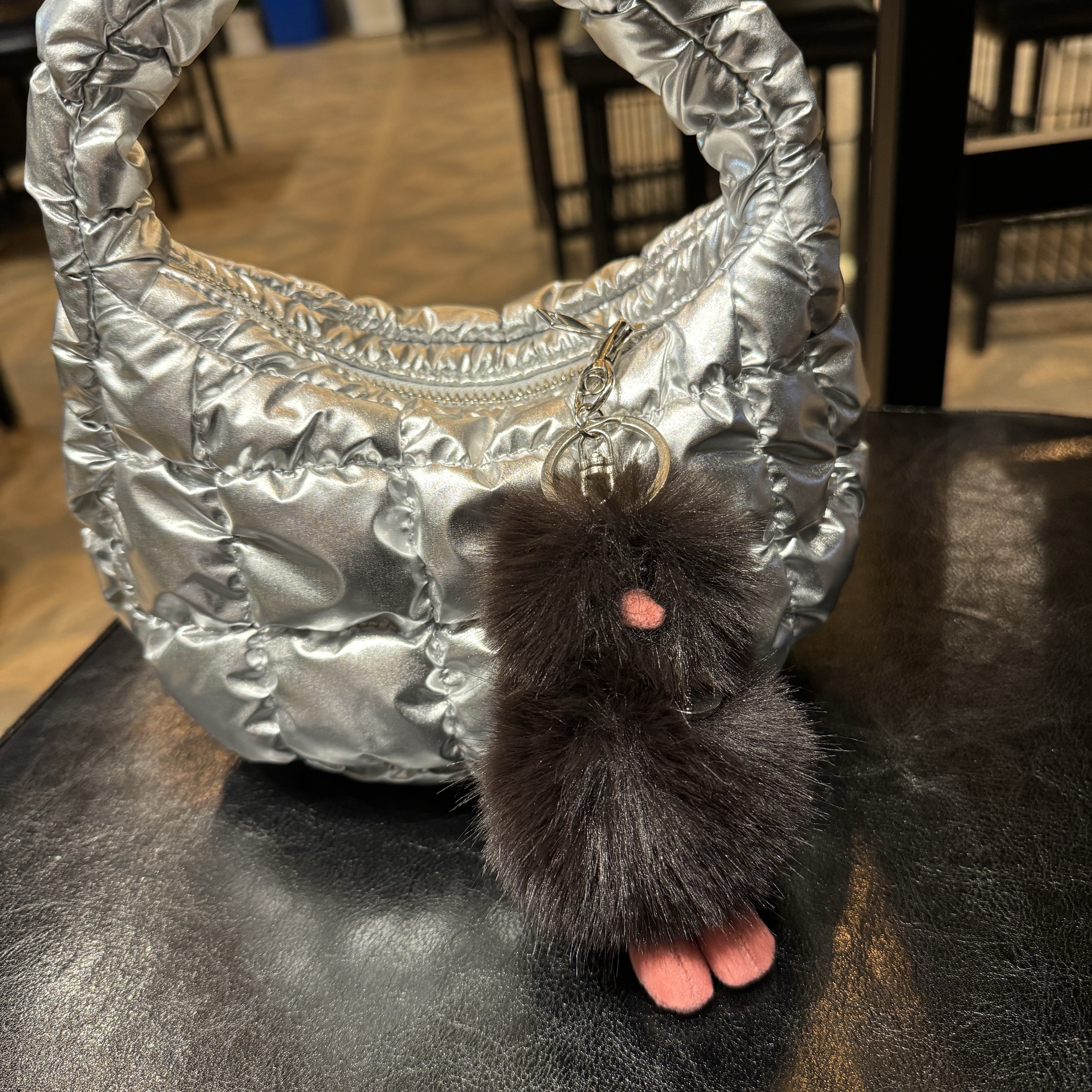 COS Quilted Micro Bag Silver 착용 스타일