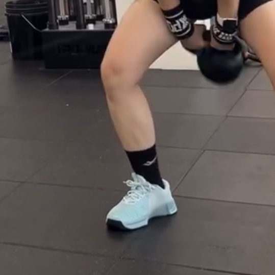 (W) Nike Metcon 9 Jade Ice Black 착용 스타일 - 3