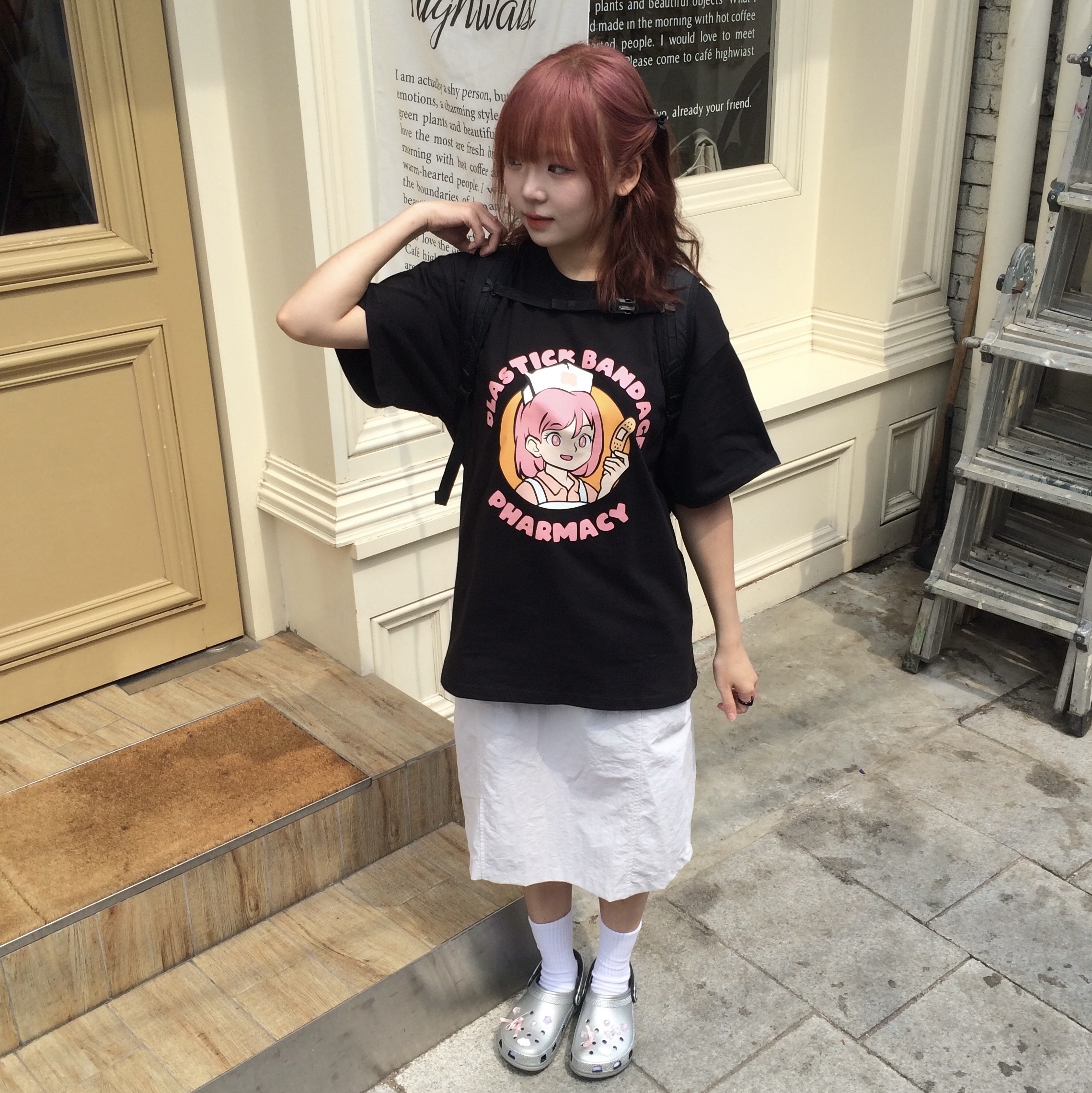 Crocs Classic Metallic Clog Silver, Plastickbandage Nurse Short Sleeve Black 착용 스타일 - 4