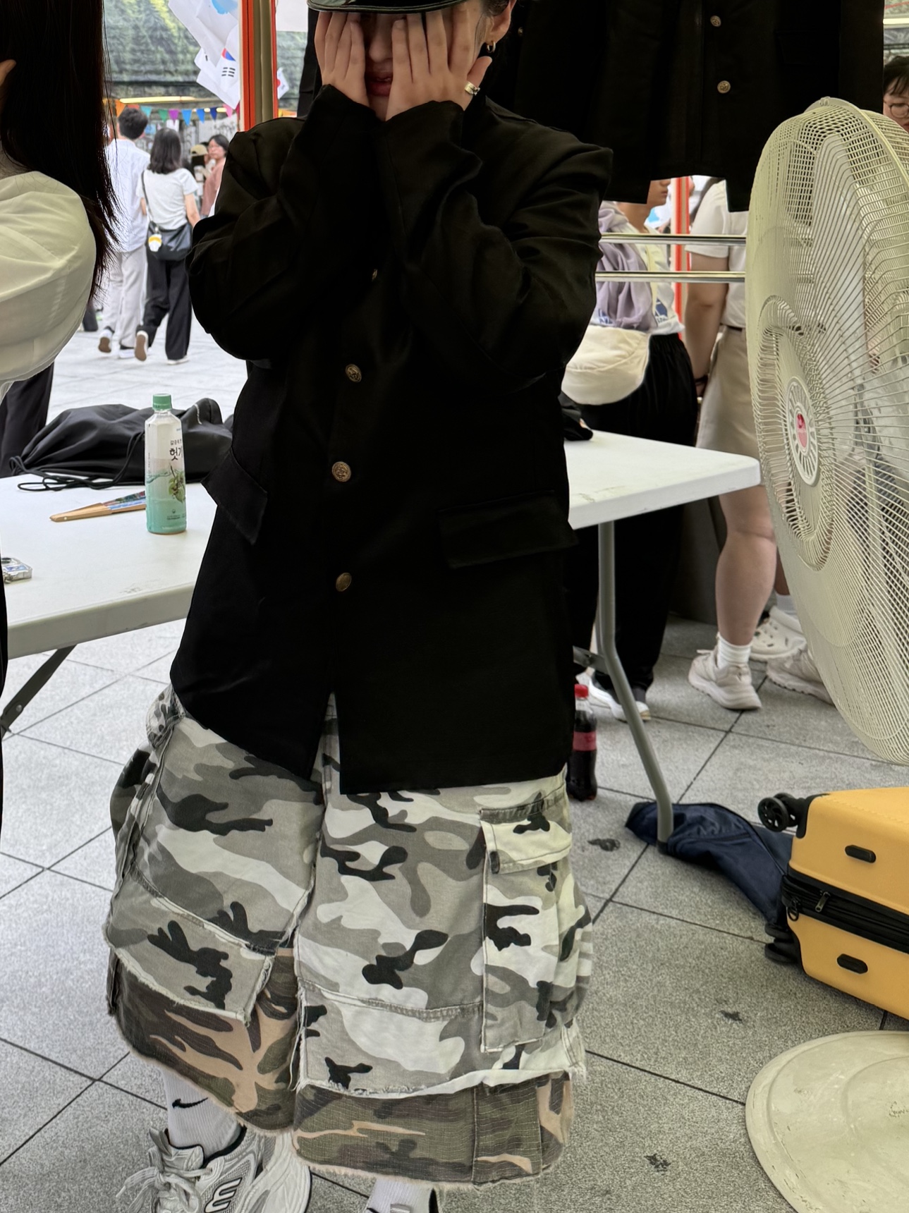 Balenciaga 10XL Sneakers White Grey Silver Black, Project G/R x MFM333. Layered Skirt Camo Cargo Shorts Multi Camo 착용 스타일