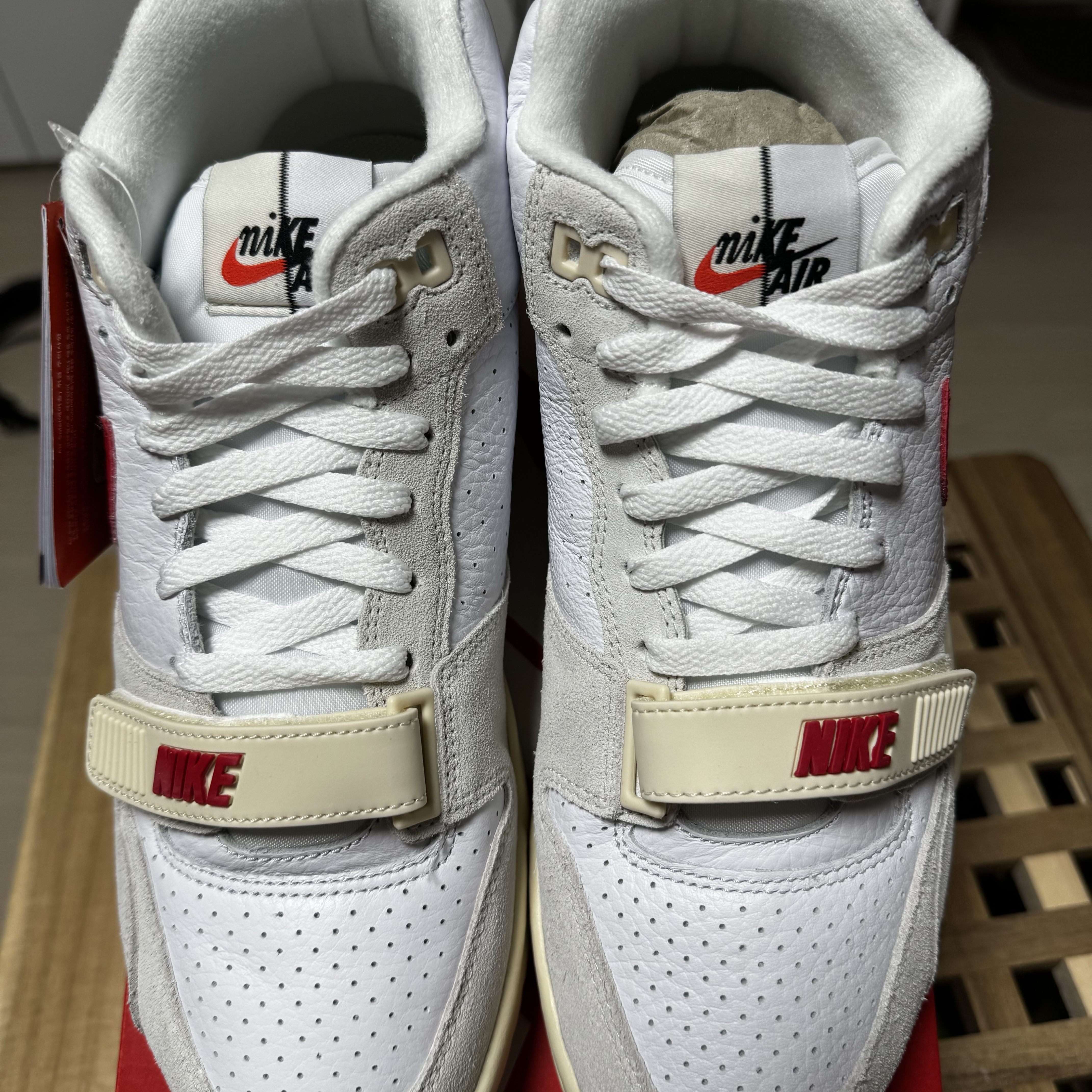 Nike Air Trainer 1 White University Red 착용 스타일 - 4