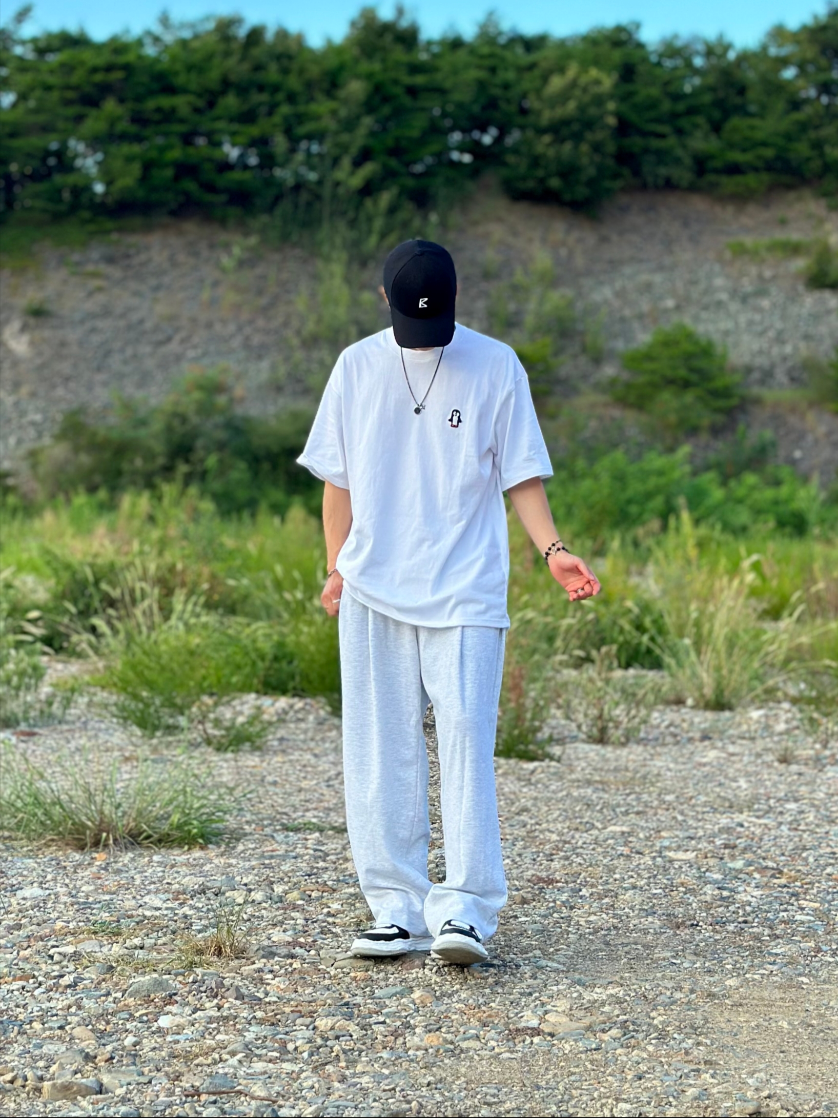 Maison Mihara Yasuhiro Wayne OG Sole Leather Low-top Sneakers Black White 착용 스타일 - 3