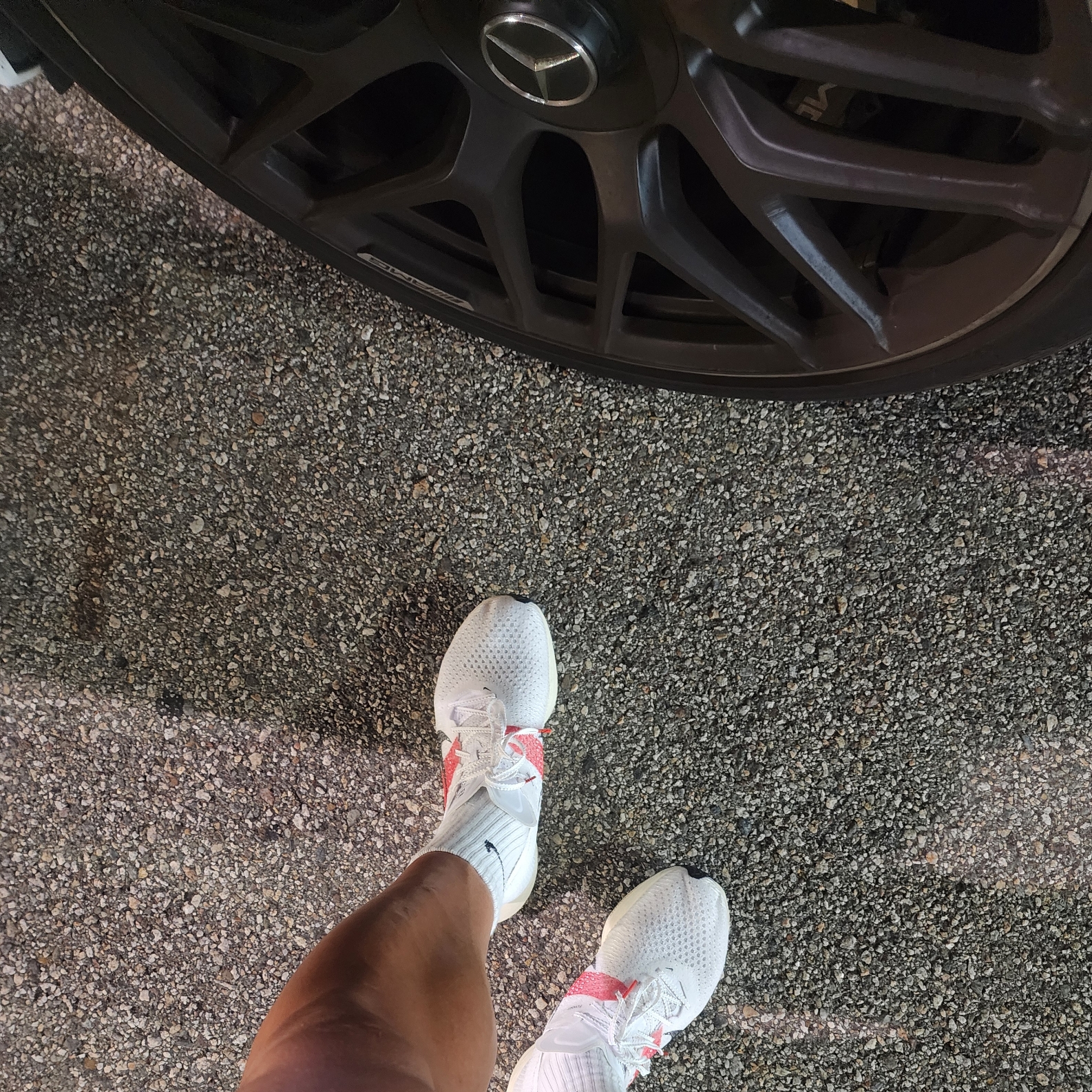 Nike ZoomX Vaporfly Next% 3 Eliud Kipchoge 착용 스타일