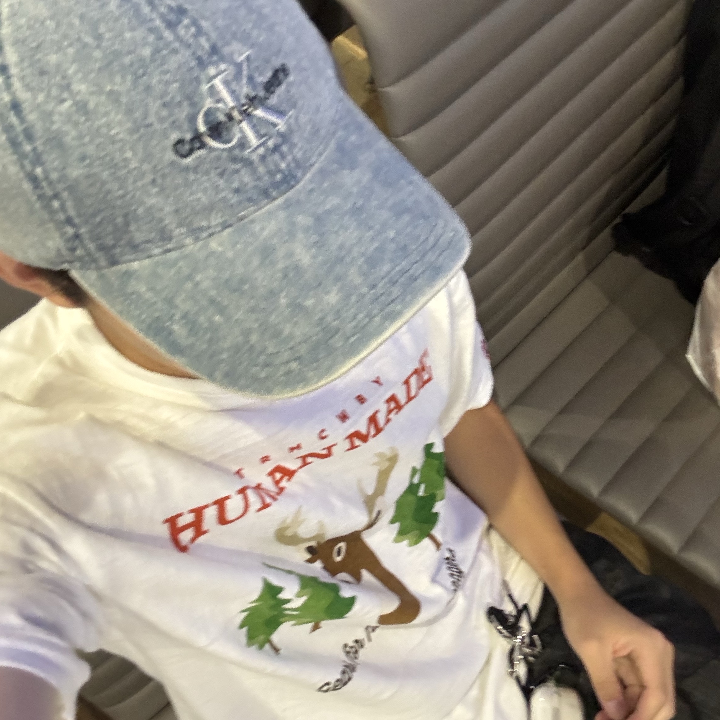 Human Made Graphic T-Shirt #15 White, Apple AirPods Pro 2nd Gen (Korean Ver.) 착용 스타일