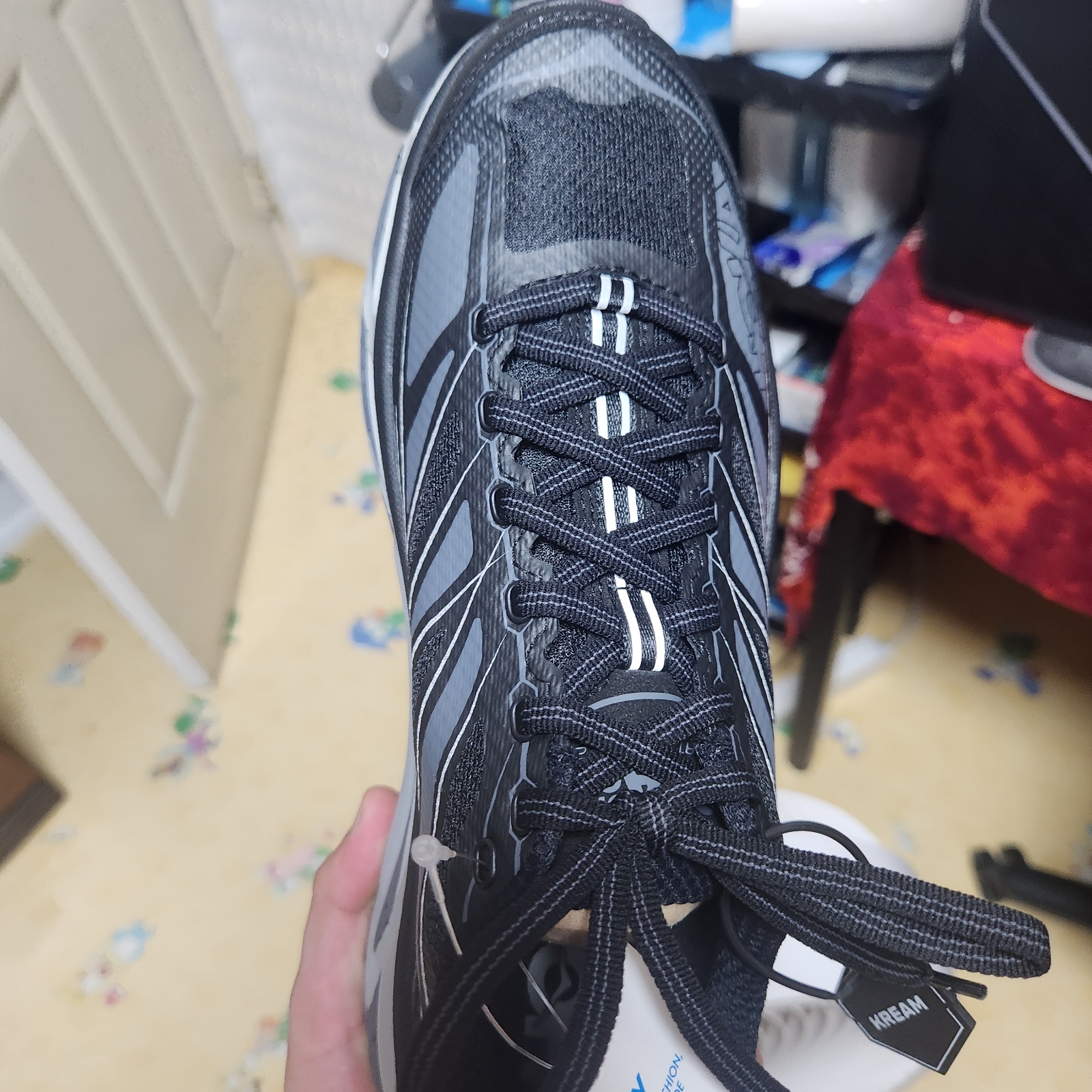 Hoka Mafate Speed 2 Black Castlerock 착용 스타일