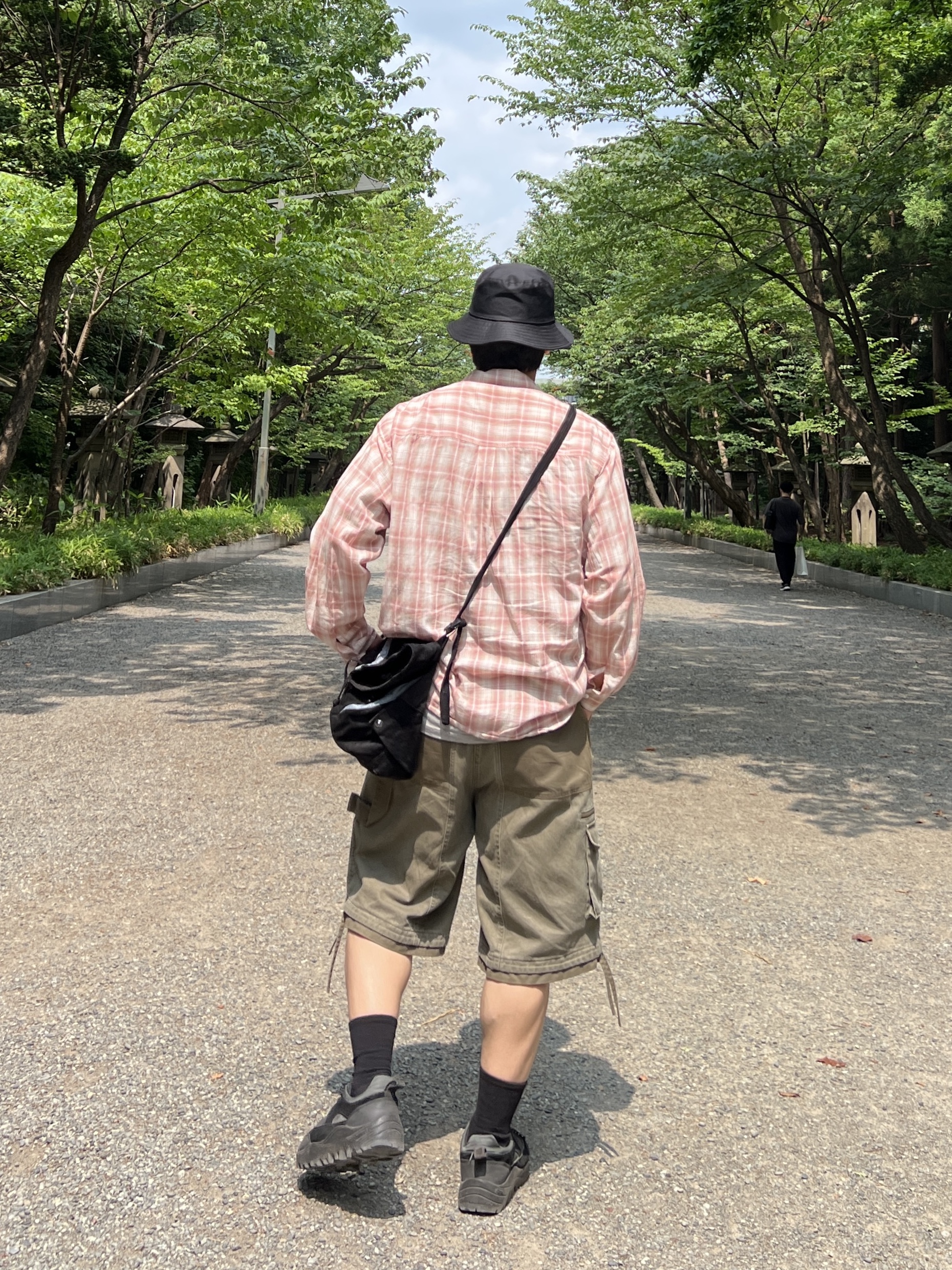 ETCE Layered Cargo Shorts Khaki 착용 스타일 - 3