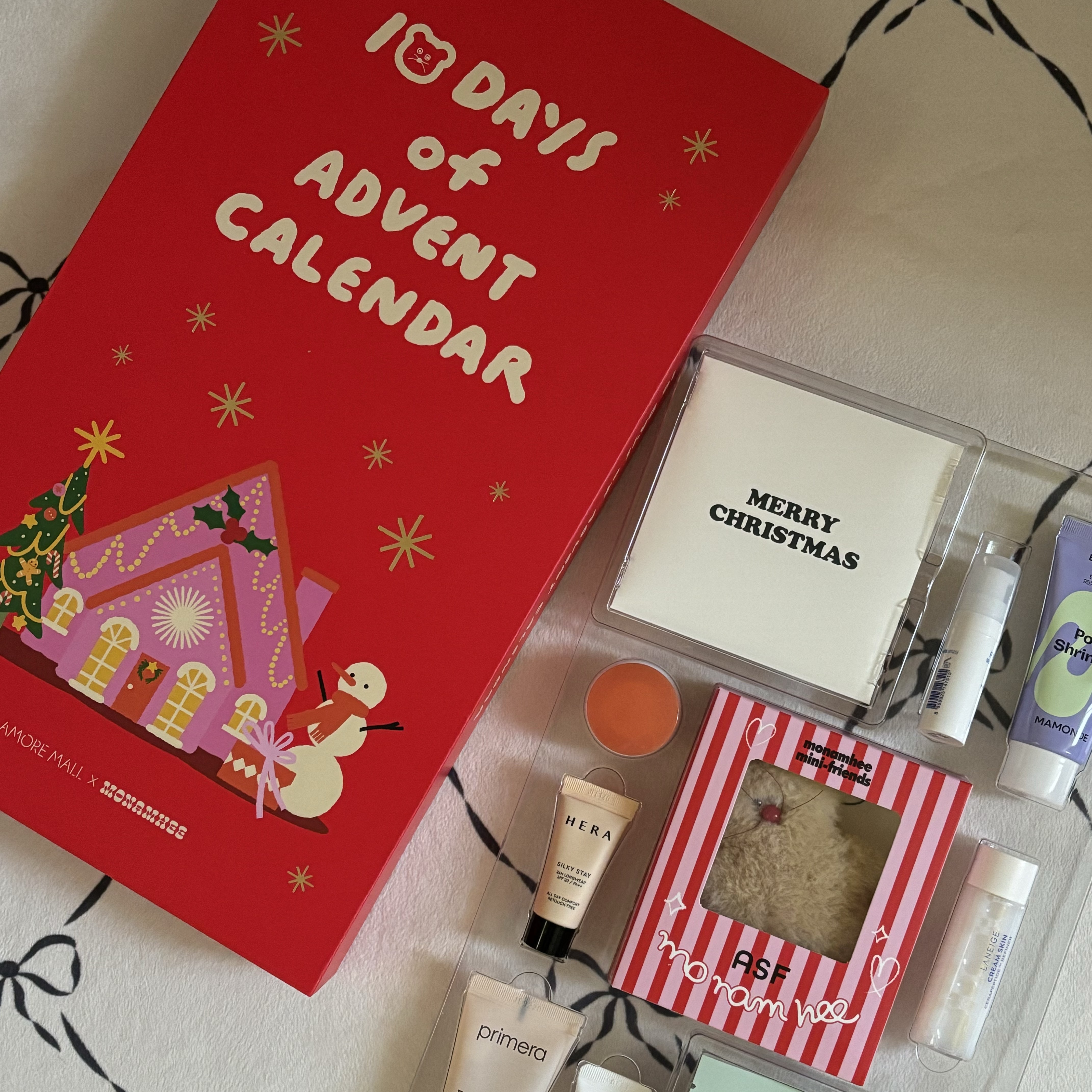 Monamhee x Amore Mall Rudolhee Advent Calendar 2023 Package 착용 스타일 - 1