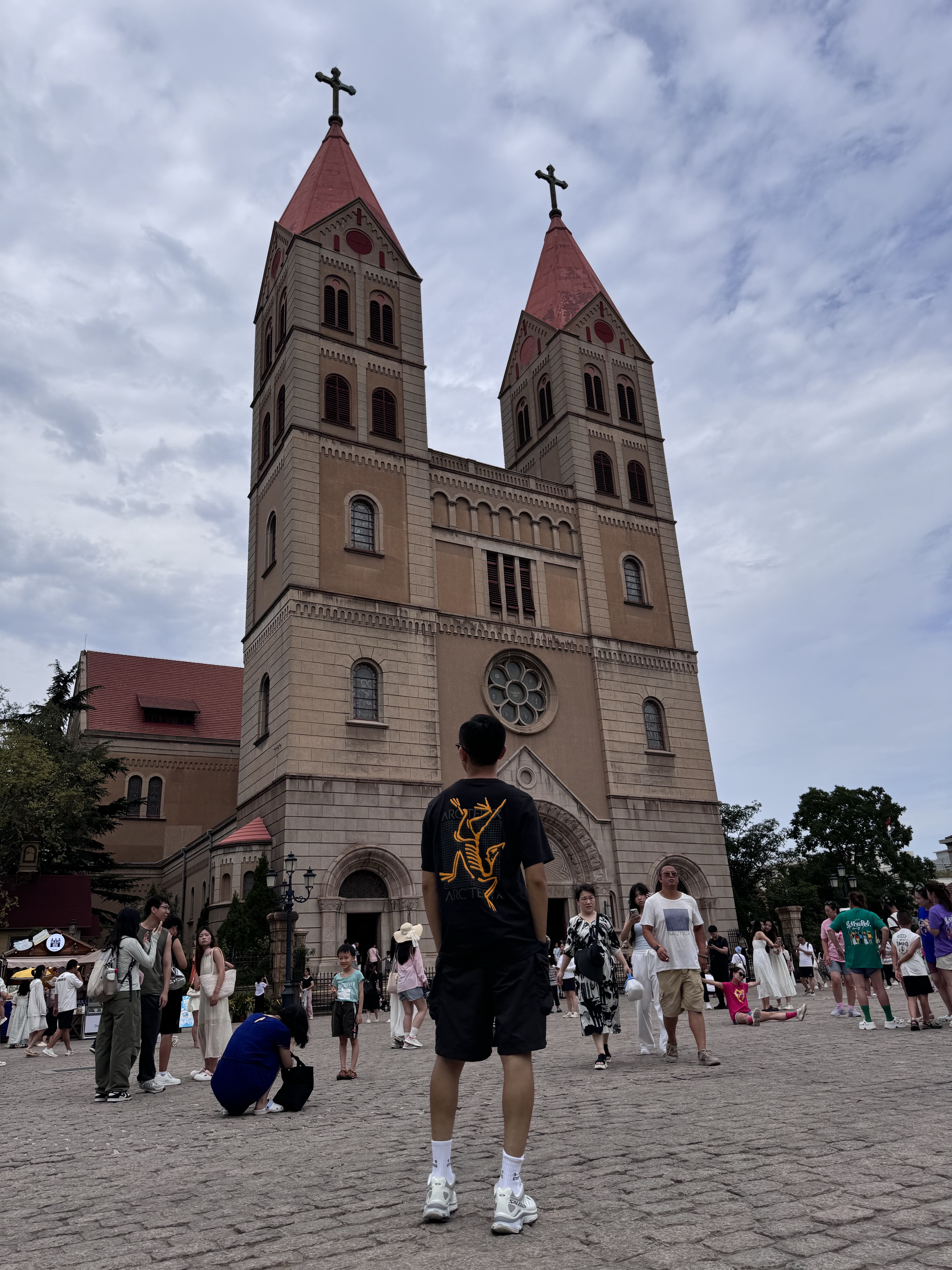 Arc'teryx Arc'Multi Bird Logo SS T-Shirt Black, Salomon XT-4 White Lunar Rock 착용 스타일 - 2