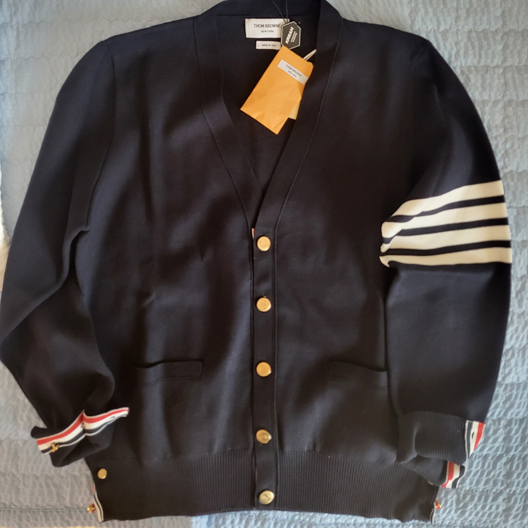 Thom Browne Milano Stitch 4-Bar Cardigan Navy 착용 스타일