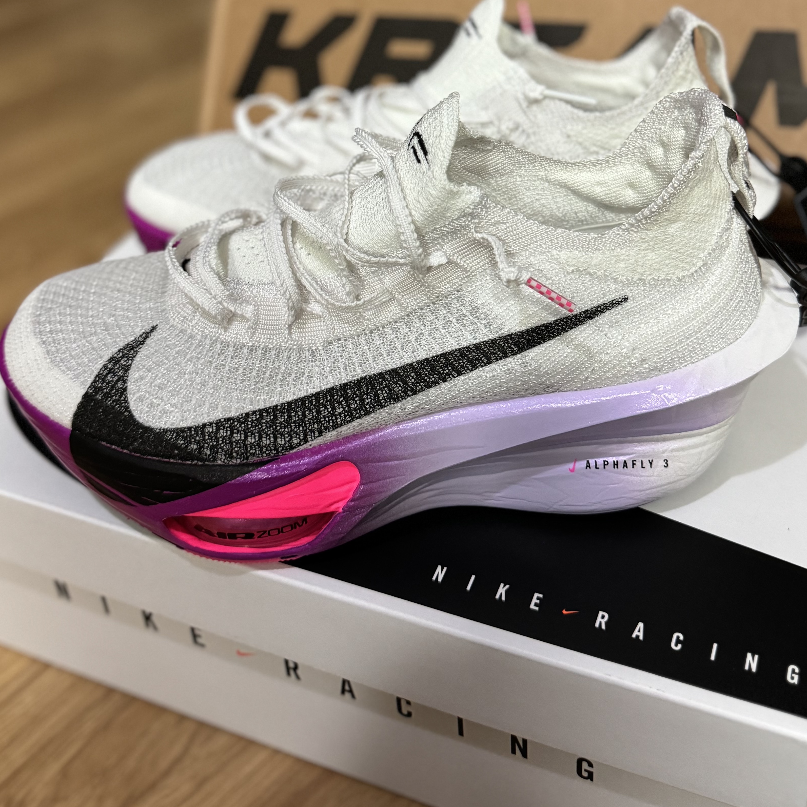 Nike Air Zoom Alphafly Next% 3 Hyper Pink 착용 스타일