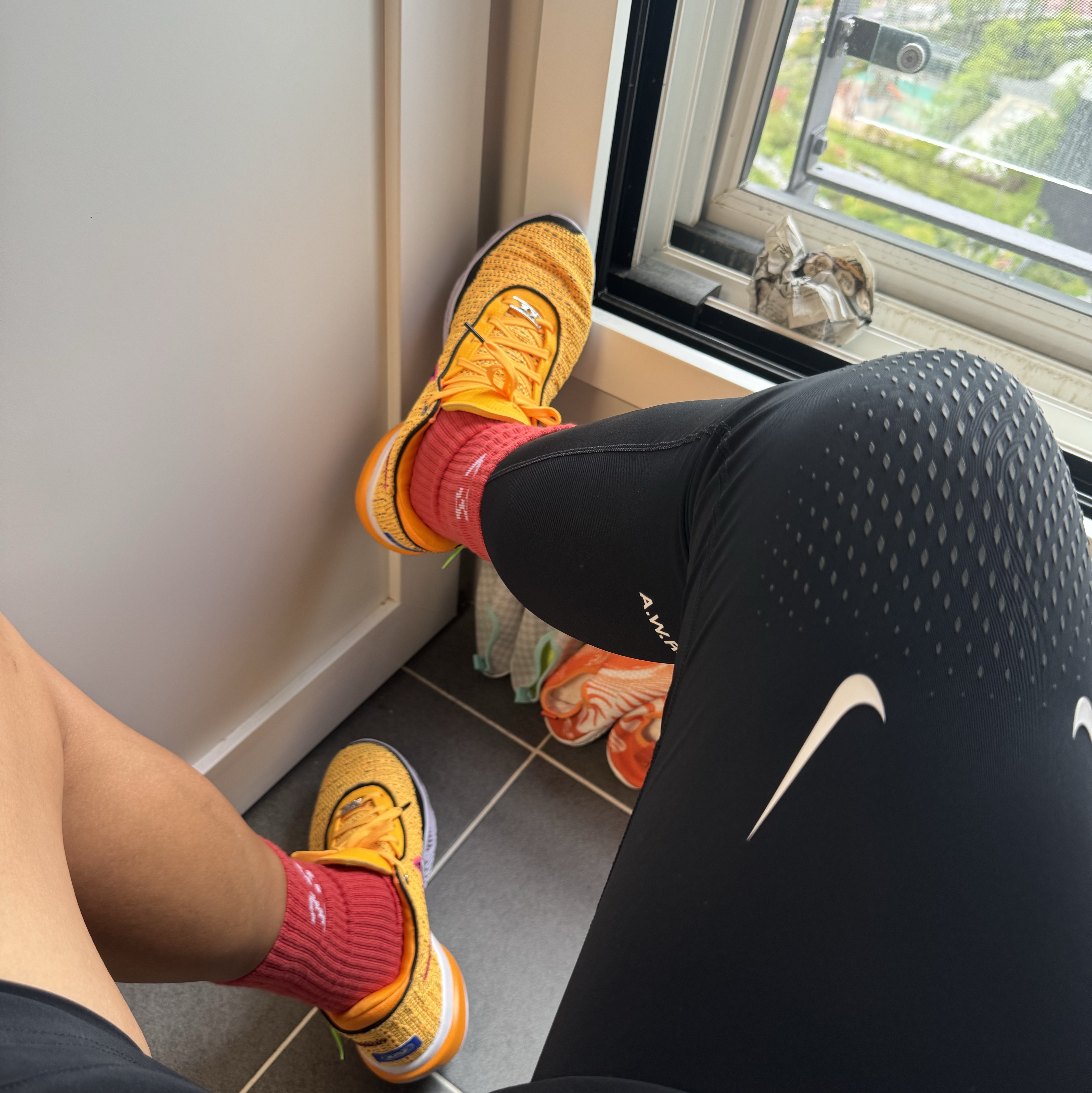 Nike x Drake Nocta NRG Essential Right Single Leg Tights Black (DN0003-010) 착용 스타일