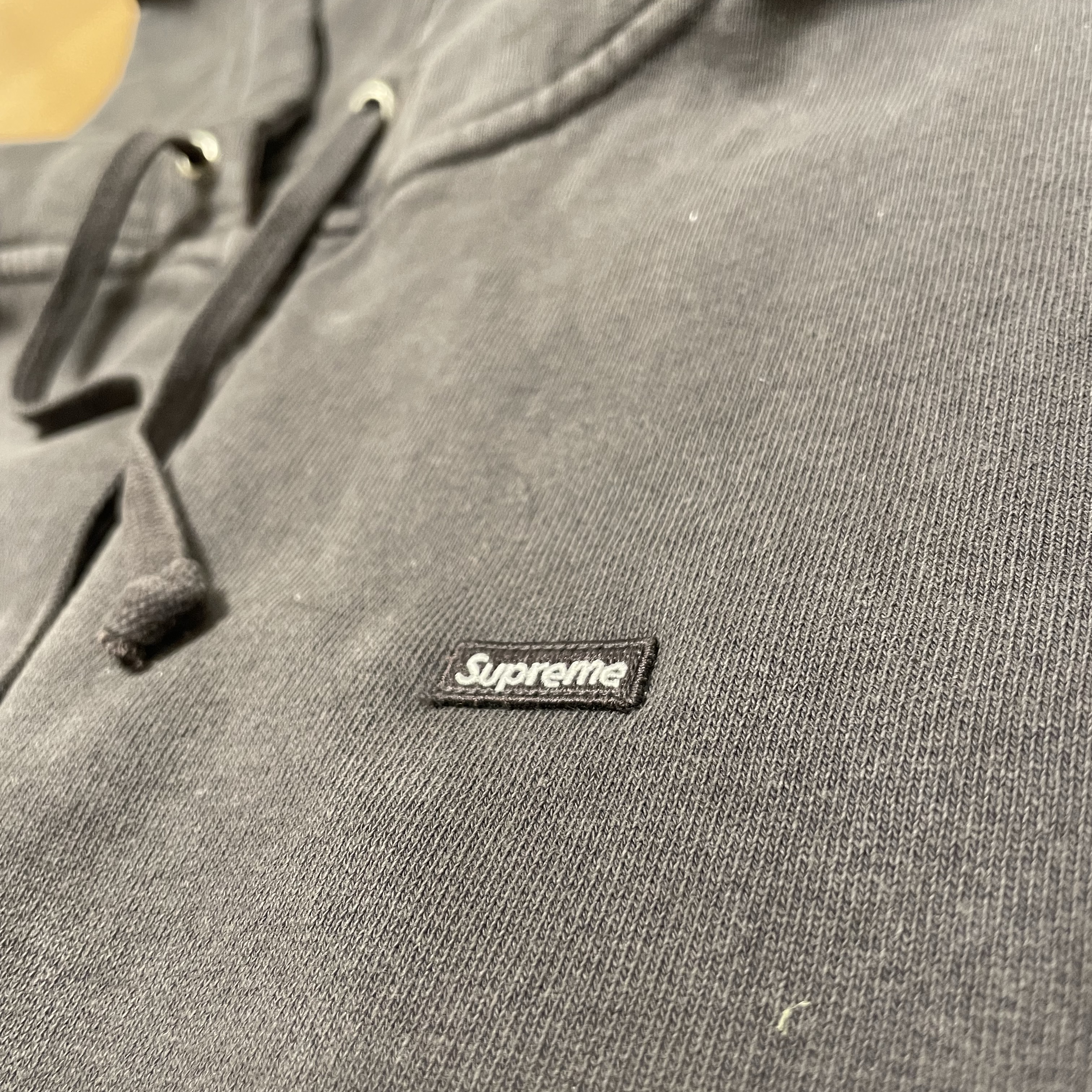 Supreme Overdyed Small Box Zip Up Hooded Sweatshirt Black - 24SS 착용 스타일 - 6