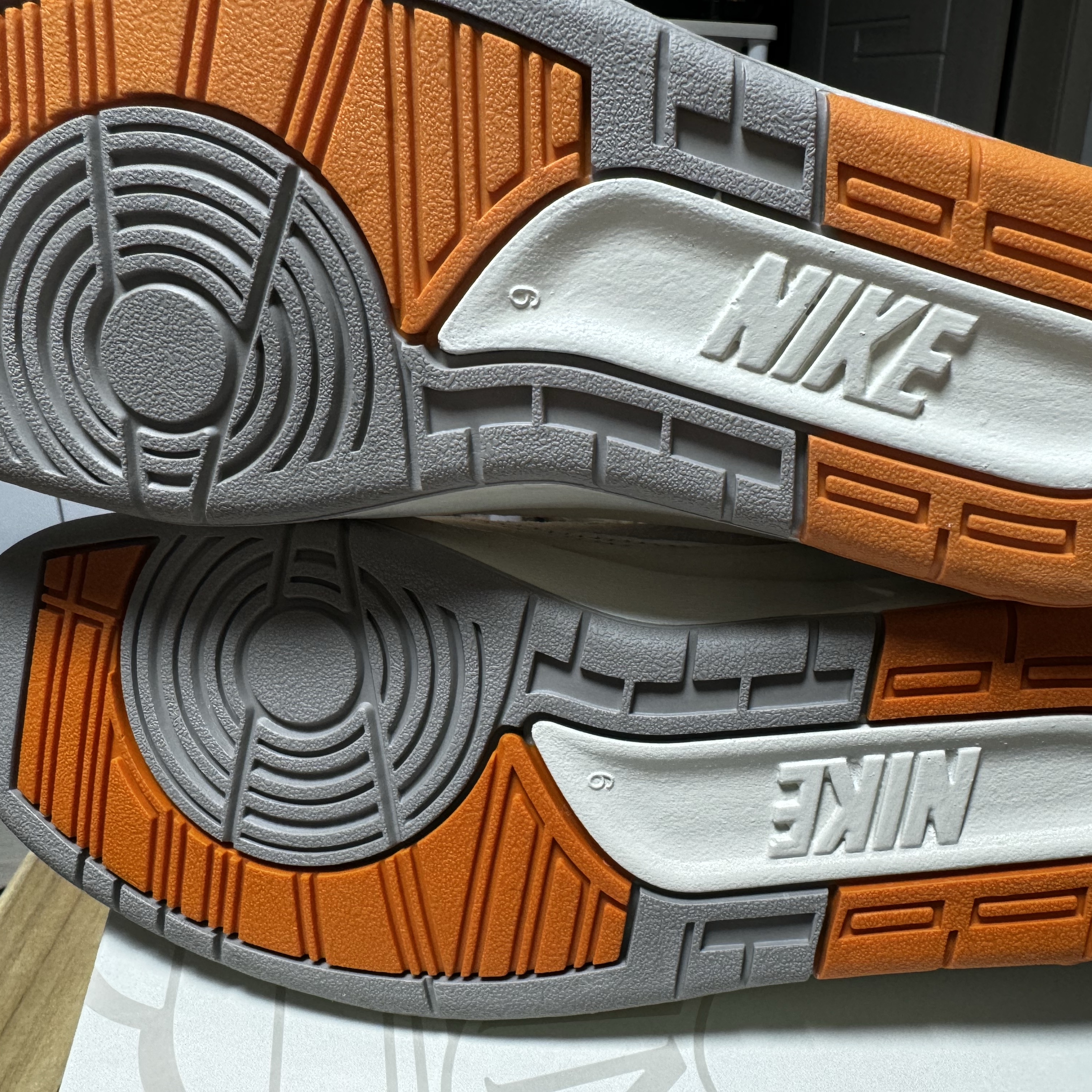 Jordan 2 Retro Low Melon Tint 착용 스타일 - 6