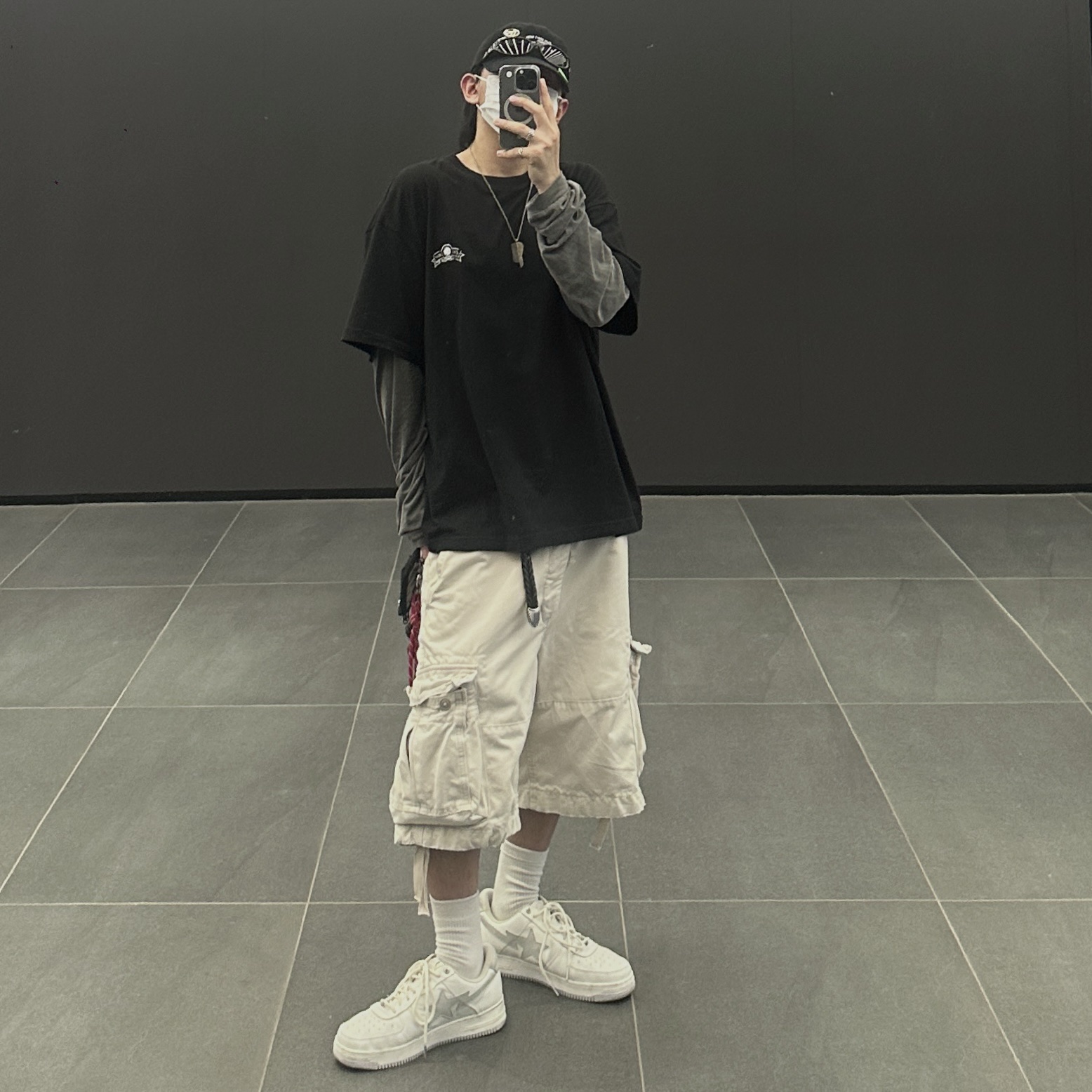 BAPE x JJJJound Bape Sta Low White Light Grey 착용 스타일 - 1
