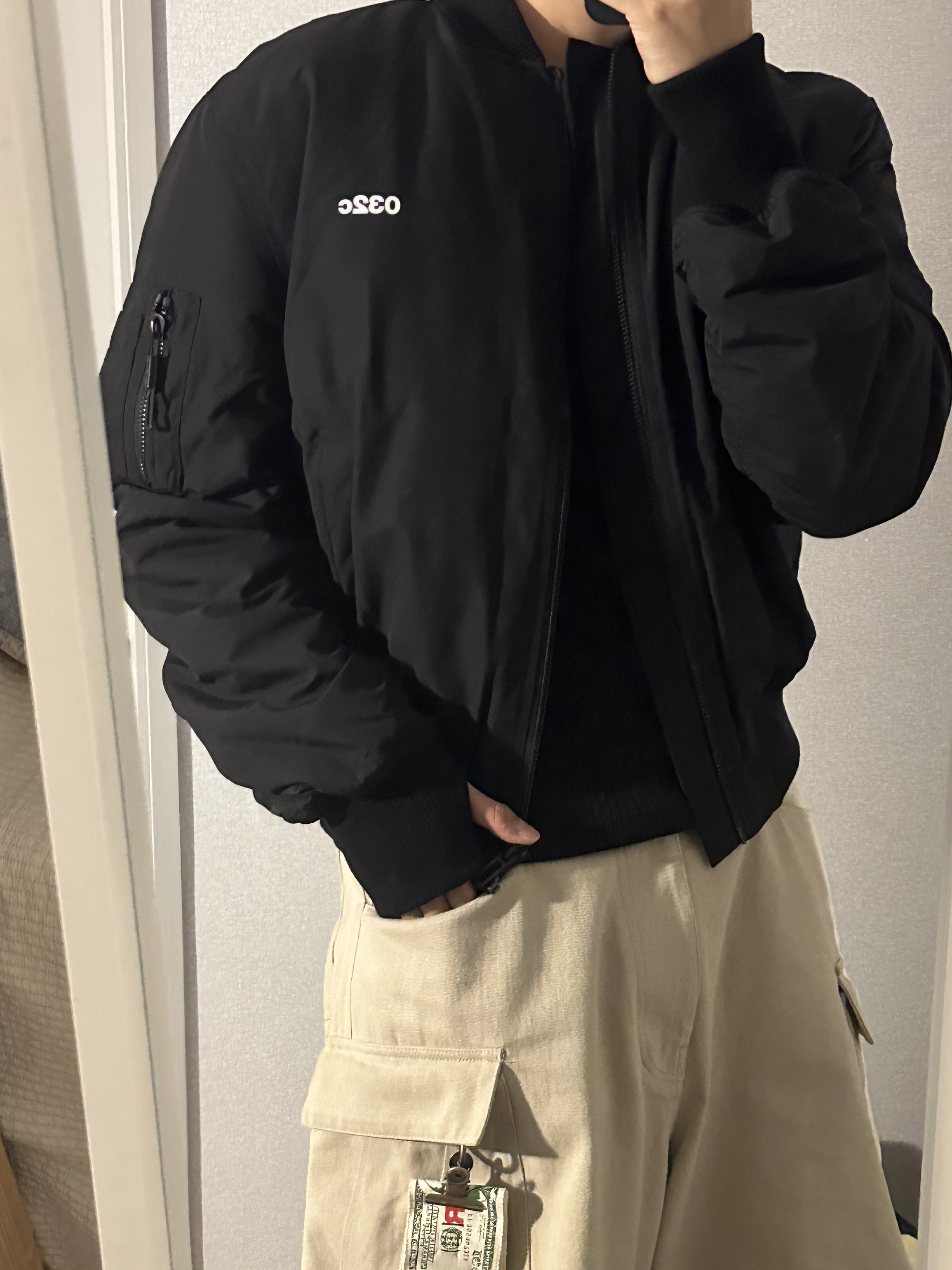 032c Mayhem Bomber Jacket Black 착용 스타일 - 1