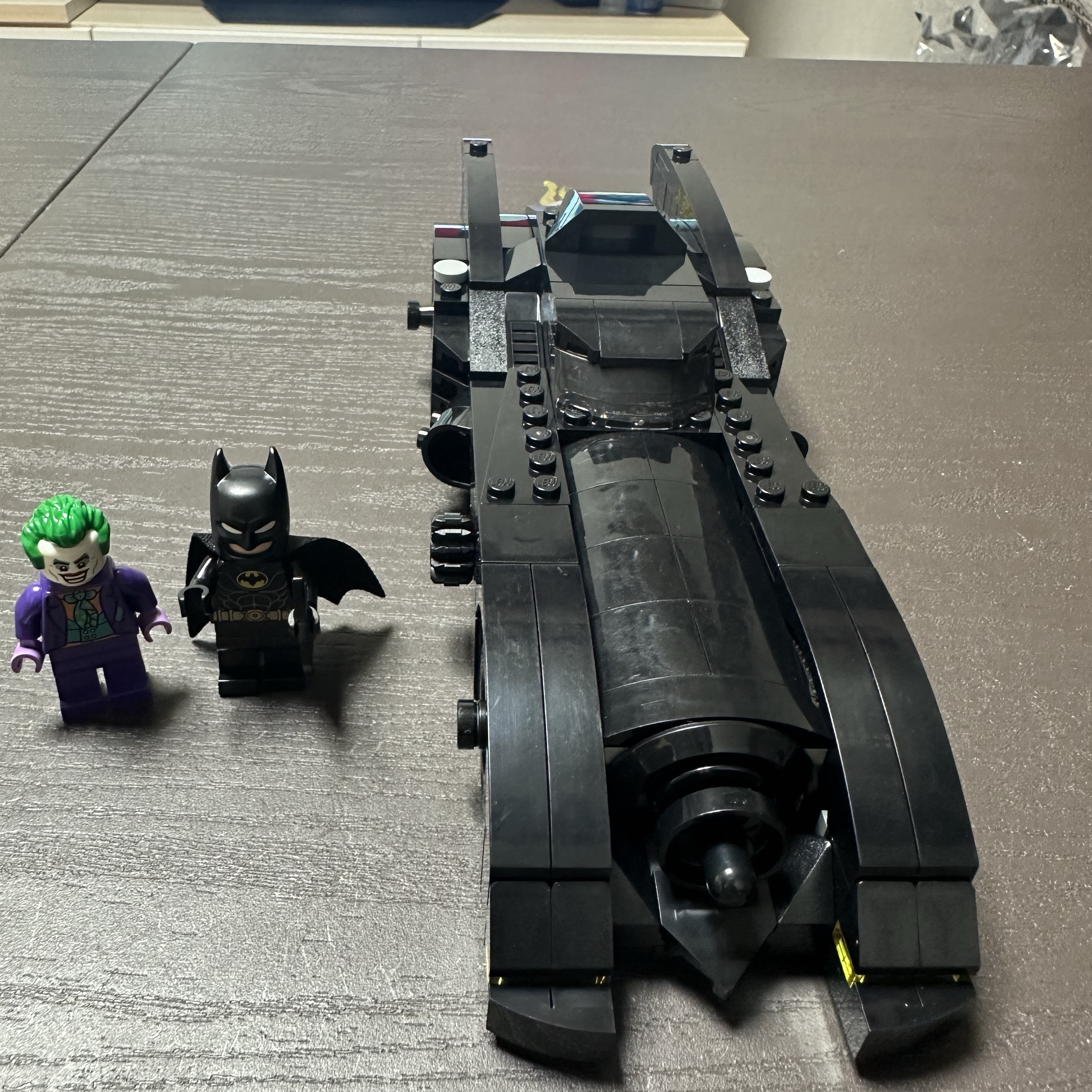 Lego DC Comics Batmobile: Batman vs. The Joker Chase 착용 스타일 - 2
