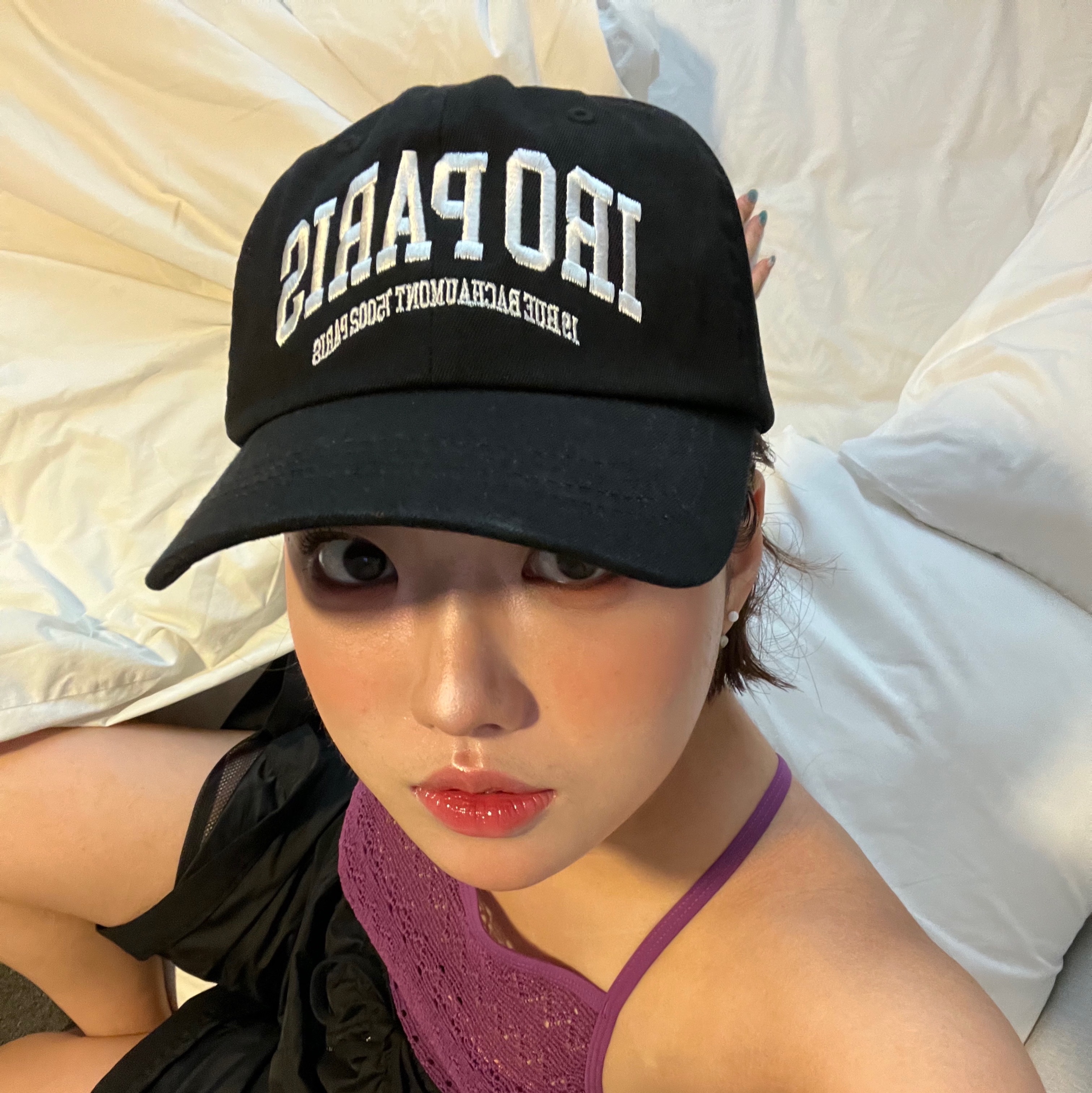 Iro Club De Paris Edition Cotton Ball Cap Black, Iro Walid Nylon Banding Shorts Pants Black 착용 스타일 - 3