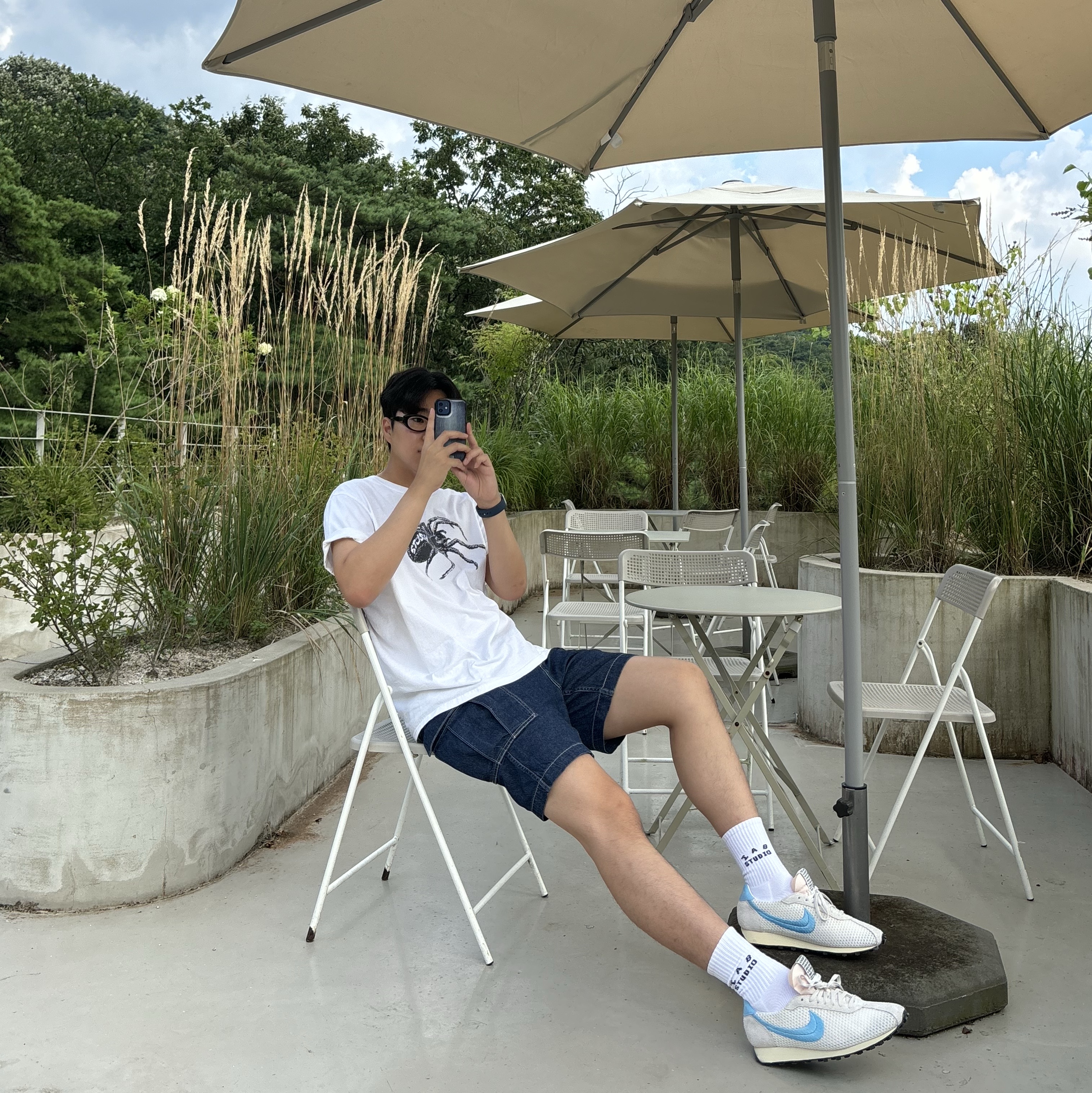 Nike x Stussy LD-1000 SP Phantom Aquarius Blue, IAB Studio Socks White Black (5 Pack) 착용 스타일 - 1