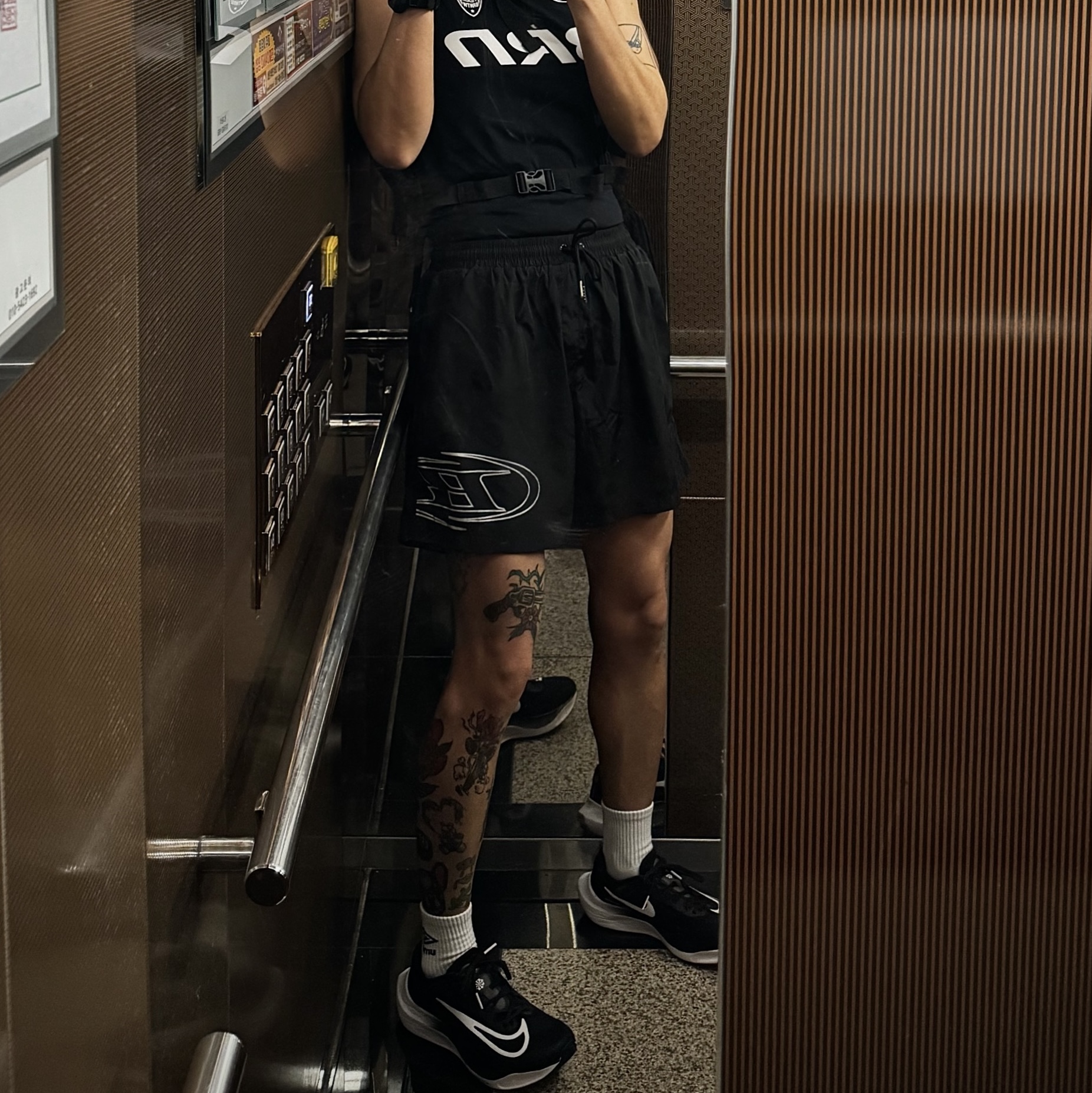 BORN TO WIN Stroke B Swim Shorts Black, Nike Zoom Fly 5 Black White 착용 스타일