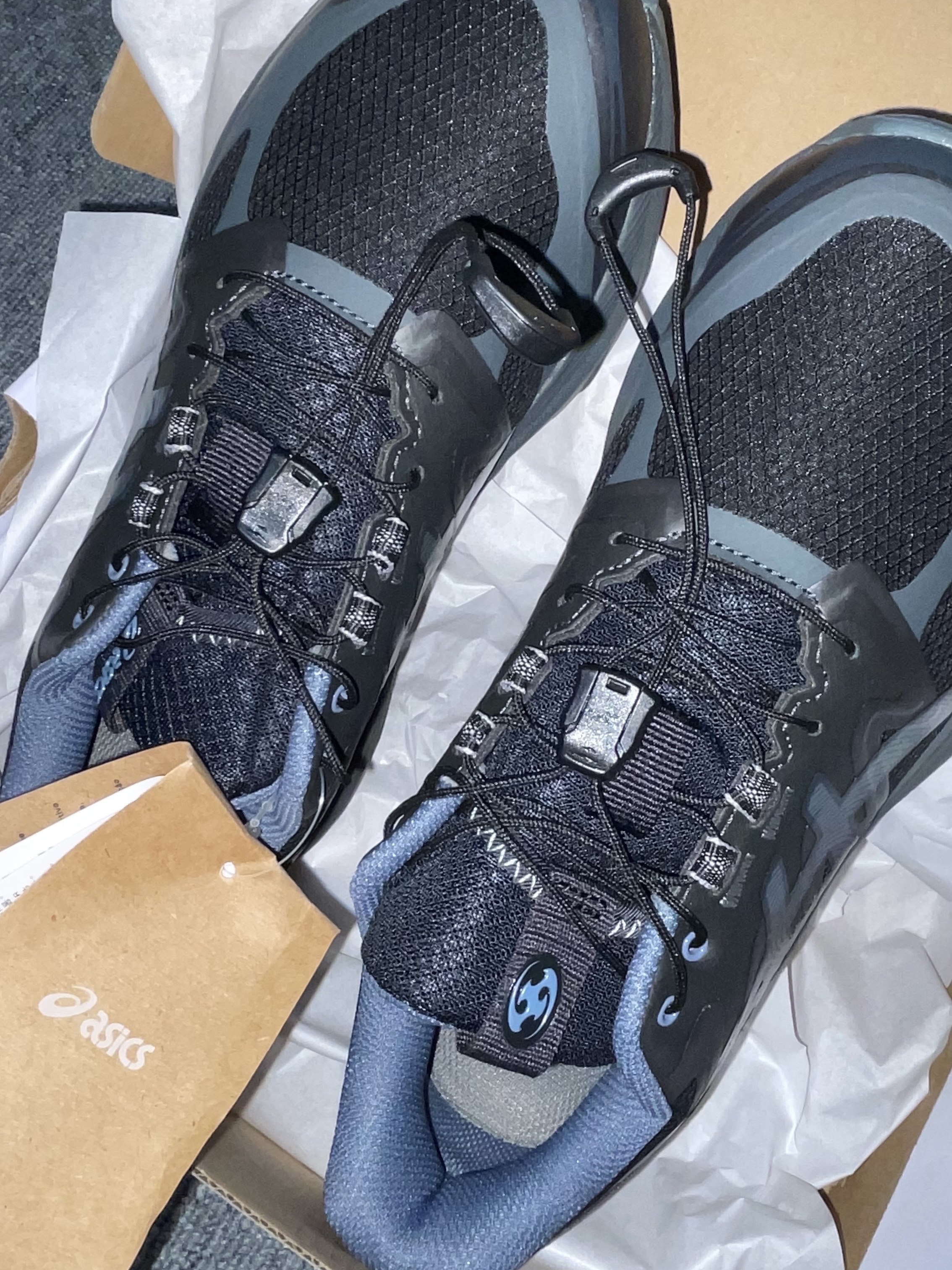 Asics x Sansan Gear Gel-Terrain Phantom Moon Mist 착용 스타일 - 1