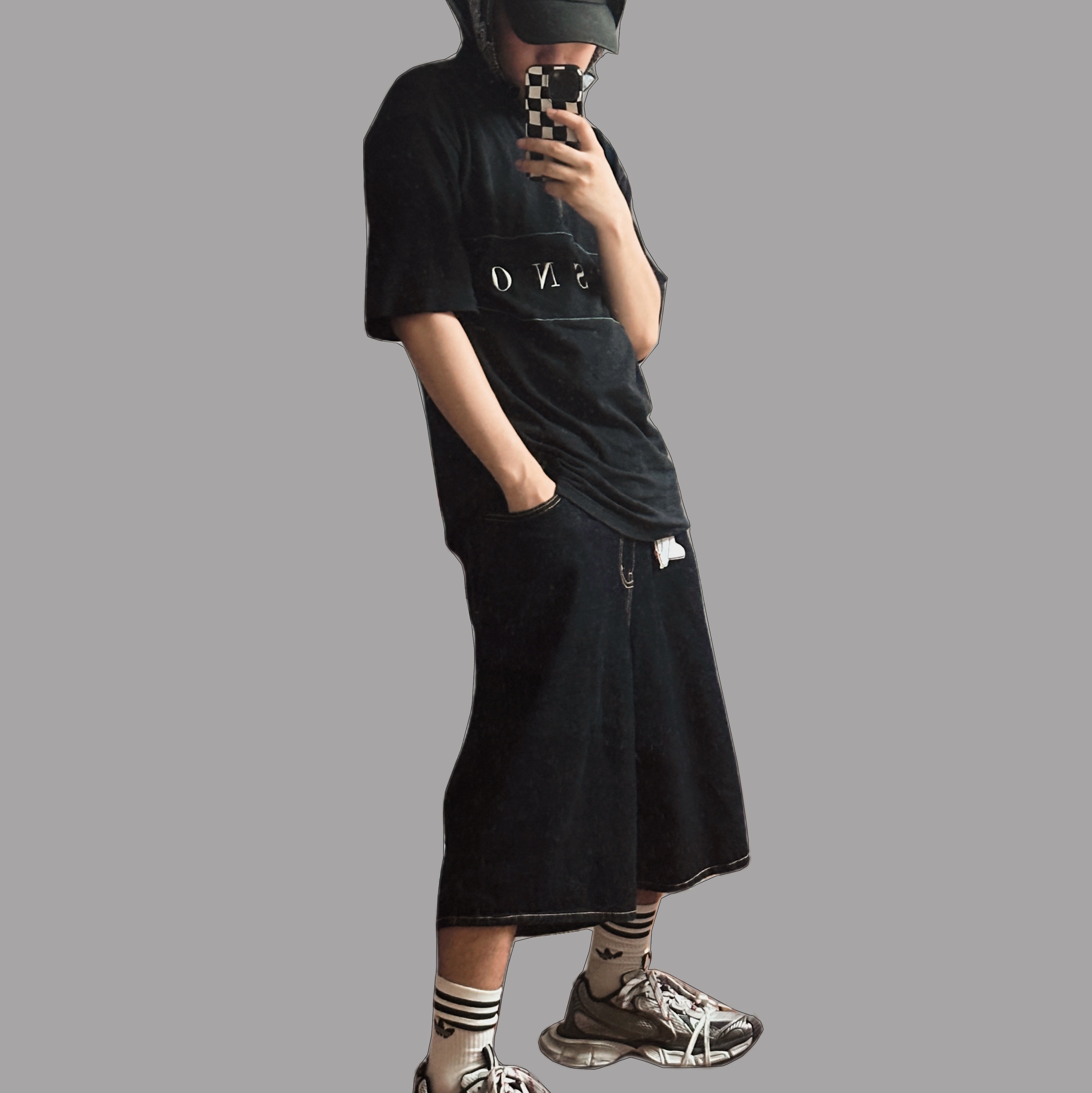 Balenciaga 3XL Sneakers Grey White Red 착용 스타일 - 2