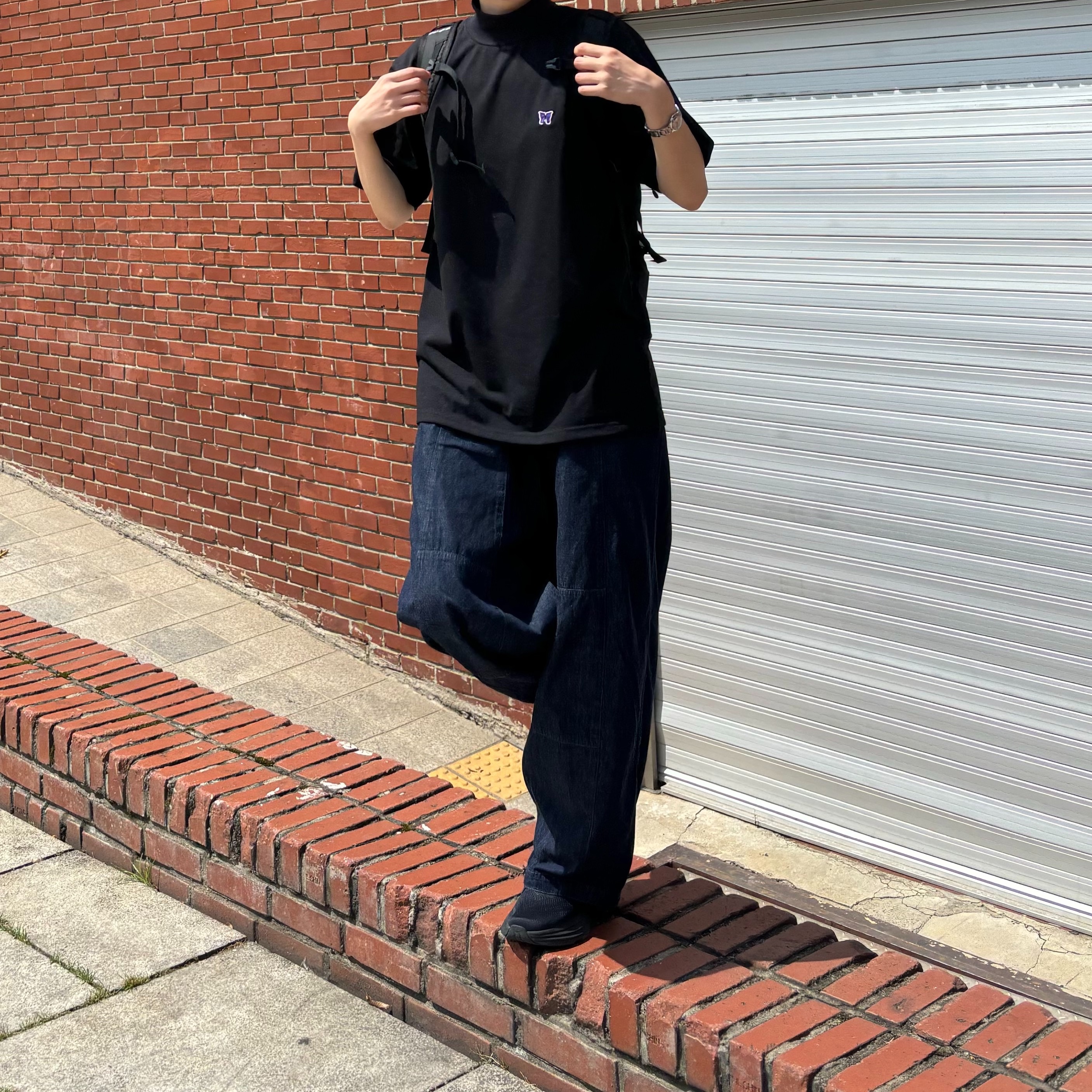 (W) Hoka Bondi 8 Black - Wide, Needles Denim Fatigue H.D Pants Indigo 착용 스타일 - 2