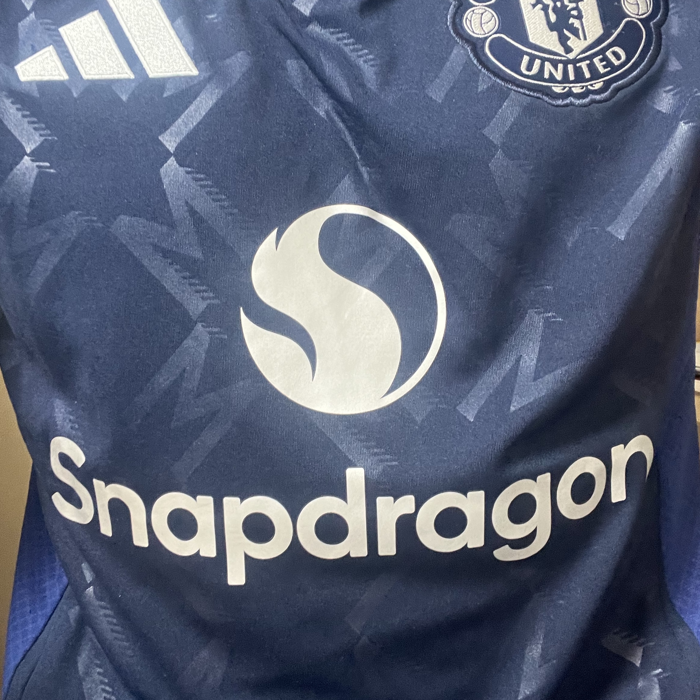 Adidas Manchester United 2024/25 Away Jersey Night Indigo - KR Sizing (Non Marking Ver.) 착용 스타일