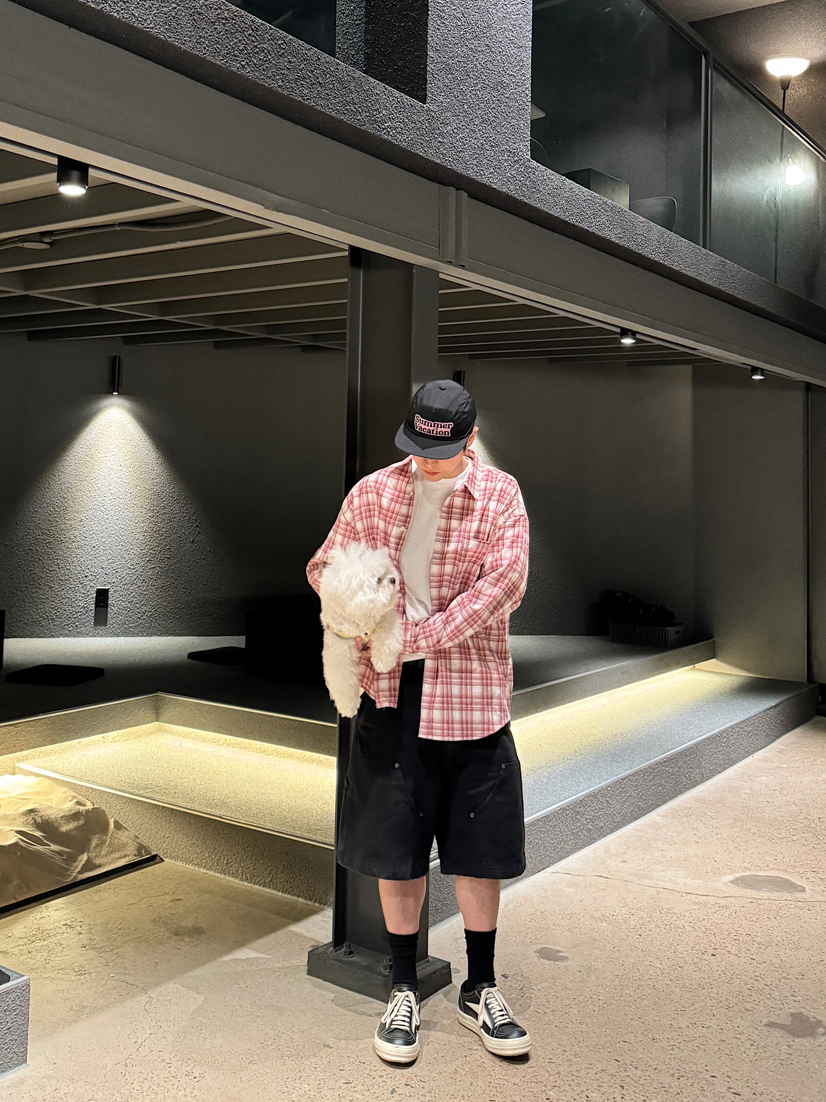 Rick Owens Vintage Sneaks Black Milk, Rick Owens Drkshdw Lido Overdyed Denim Vintage Sneakers Black Milk 착용 스타일 - 4