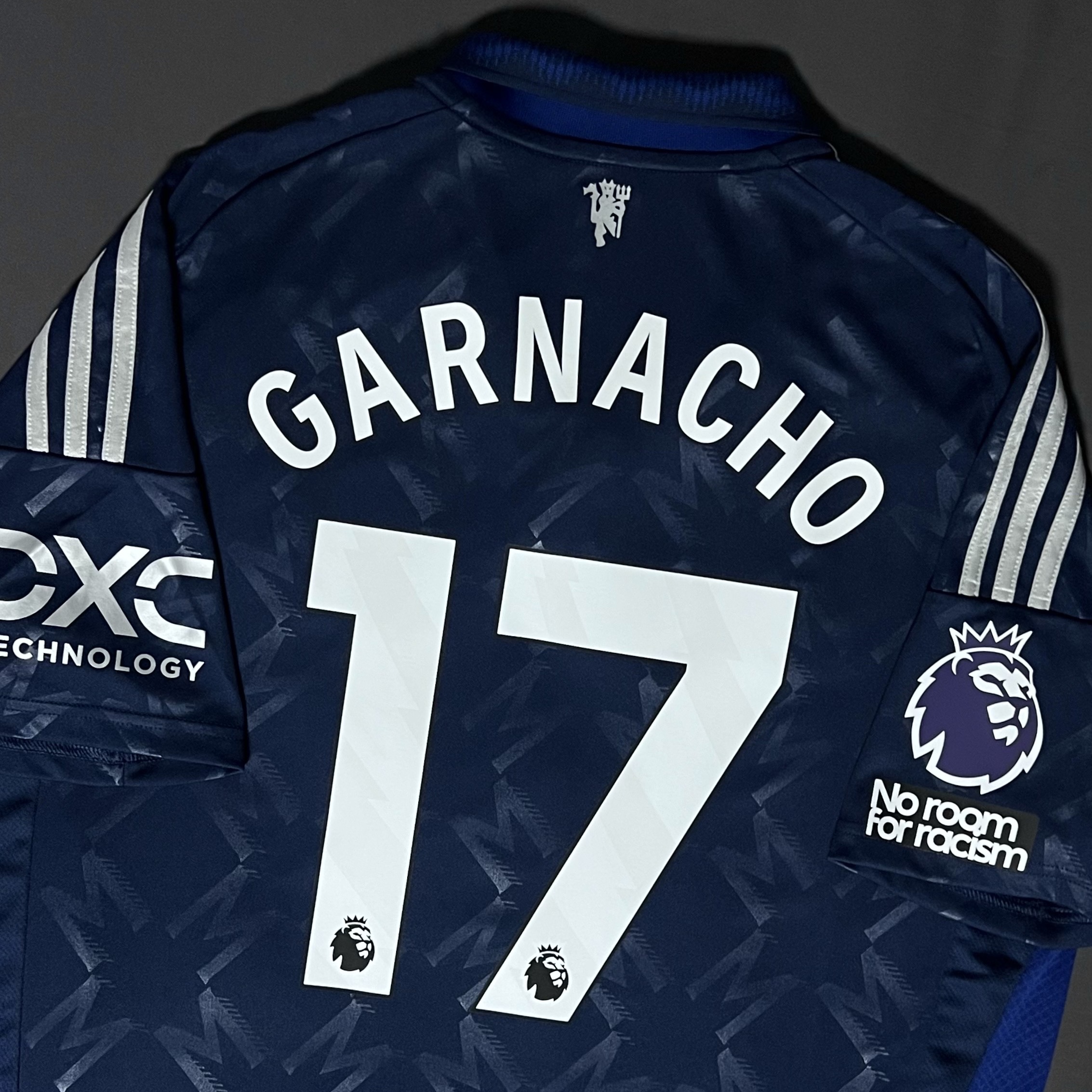 Adidas Manchester United 2024/25 Away Jersey Night Indigo - KR Sizing (Non Marking Ver.) 착용 스타일