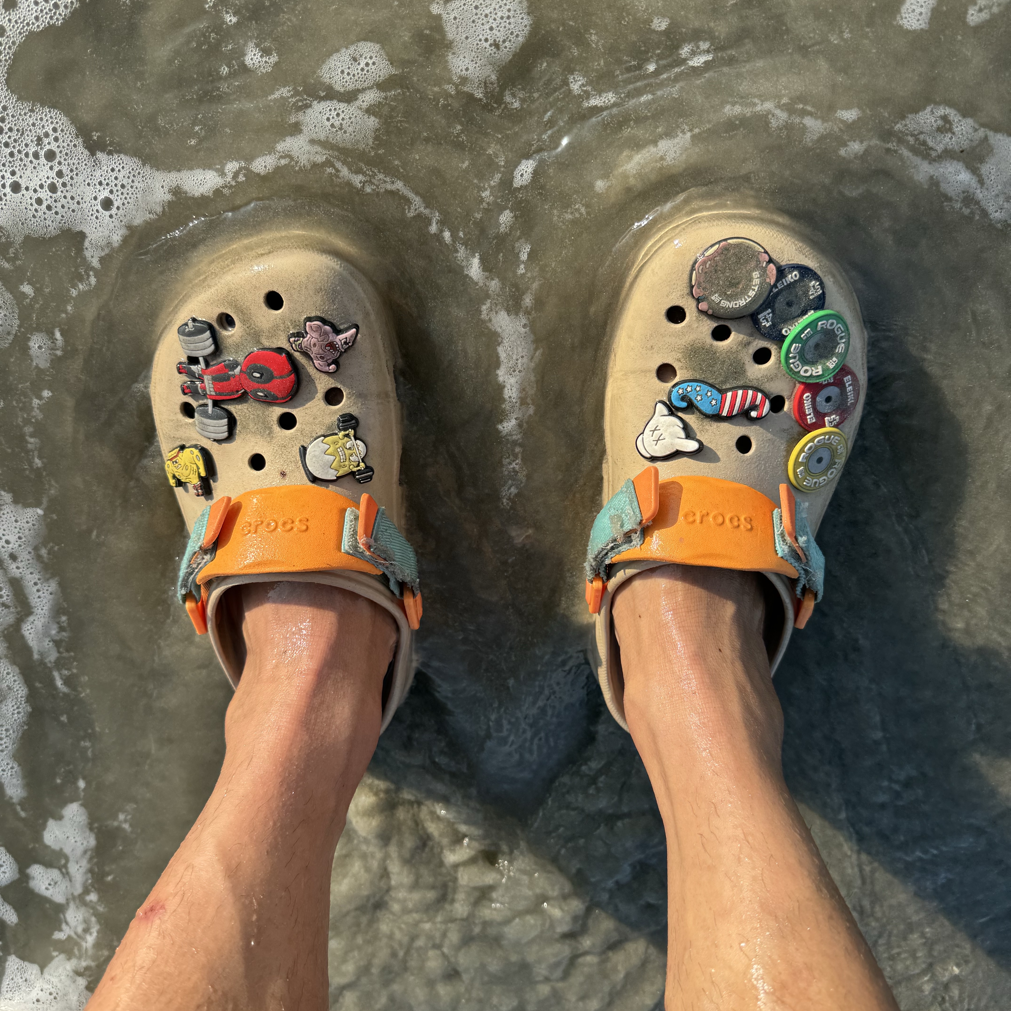 Supreme Military Camp Cap Dusty Gold - 23FW, Crocs All Terrain Clog Chai Multi 착용 스타일 - 2