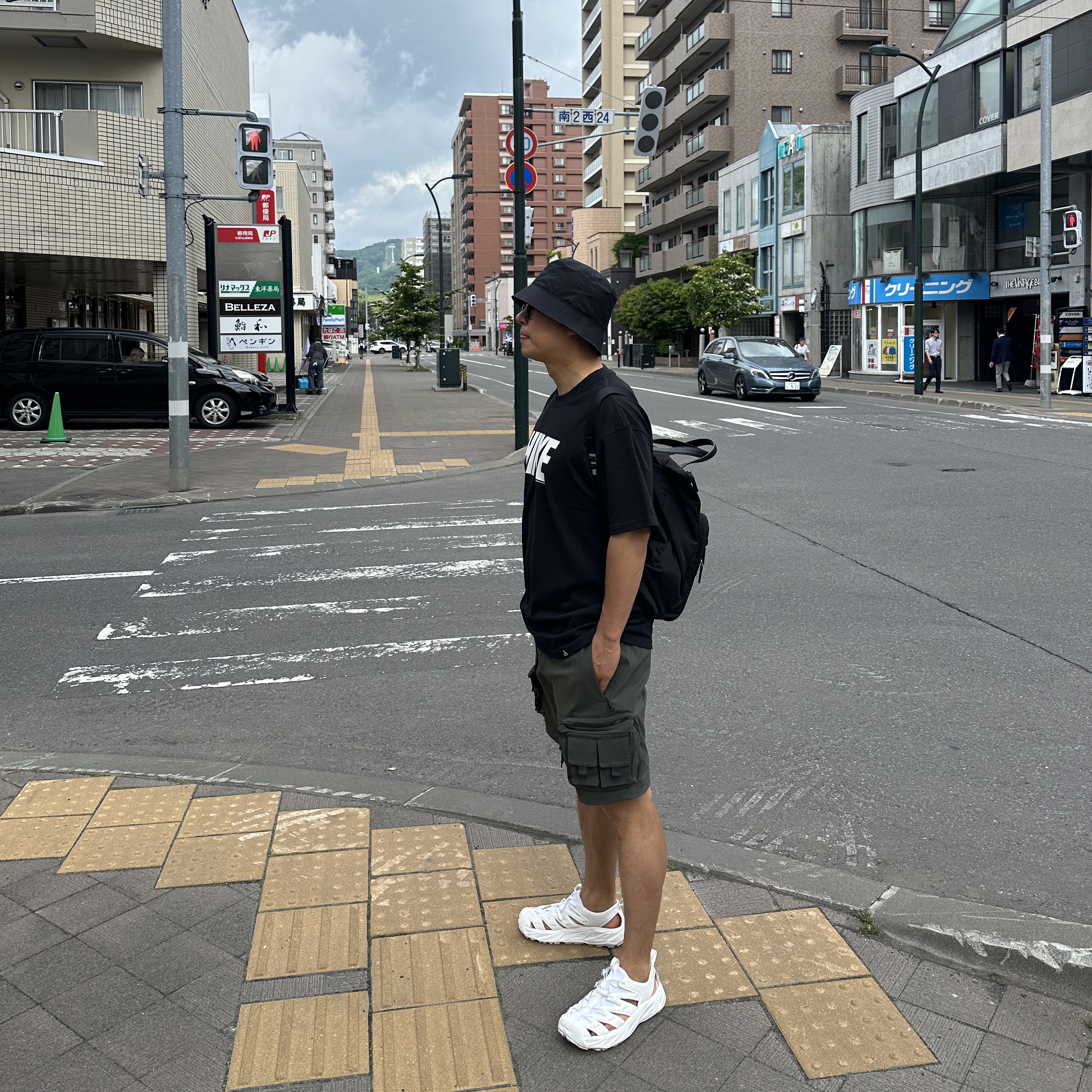 Hoka Hopara White, Nike ACG Hike T-Shirt Black - Asia 착용 스타일