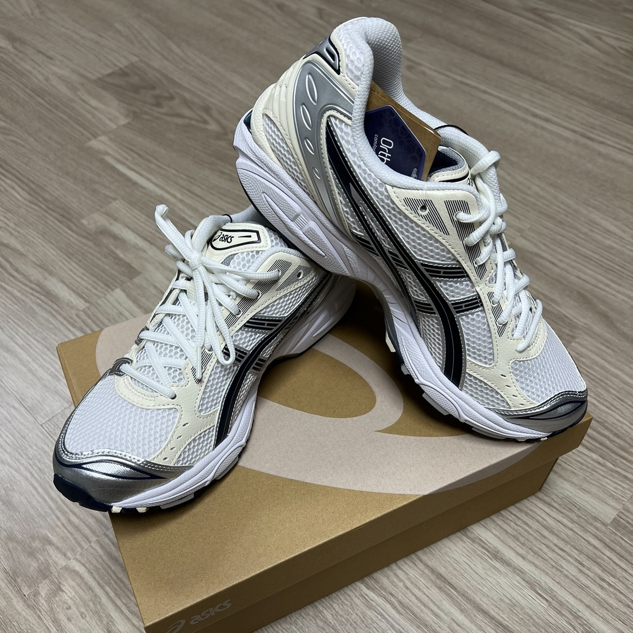 (W) Asics Gel-Kayano 14 White Midnight 착용 스타일