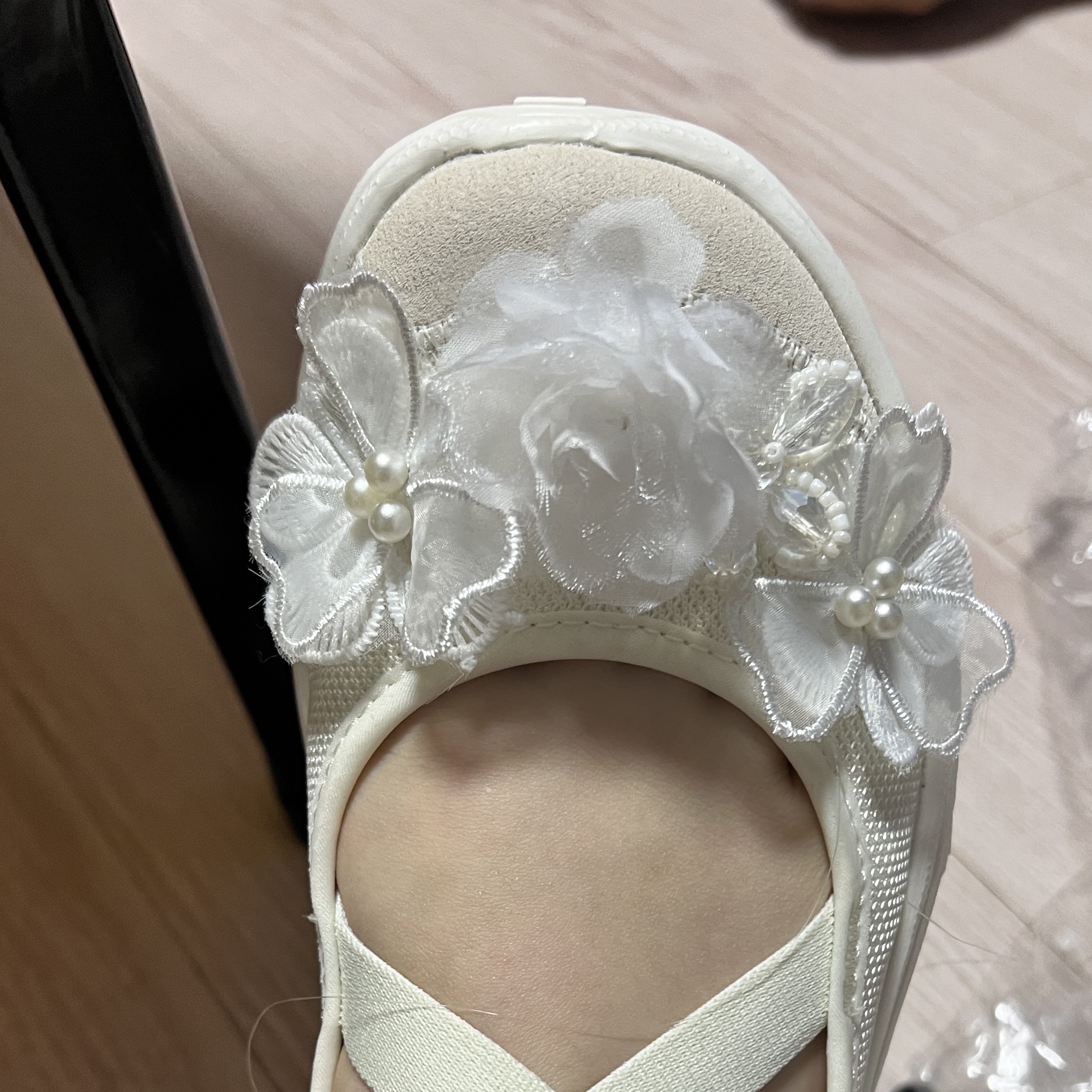 Salomon x Sandy Liang RX Marie Jeanne Vanilla Ice 착용 스타일 - 3