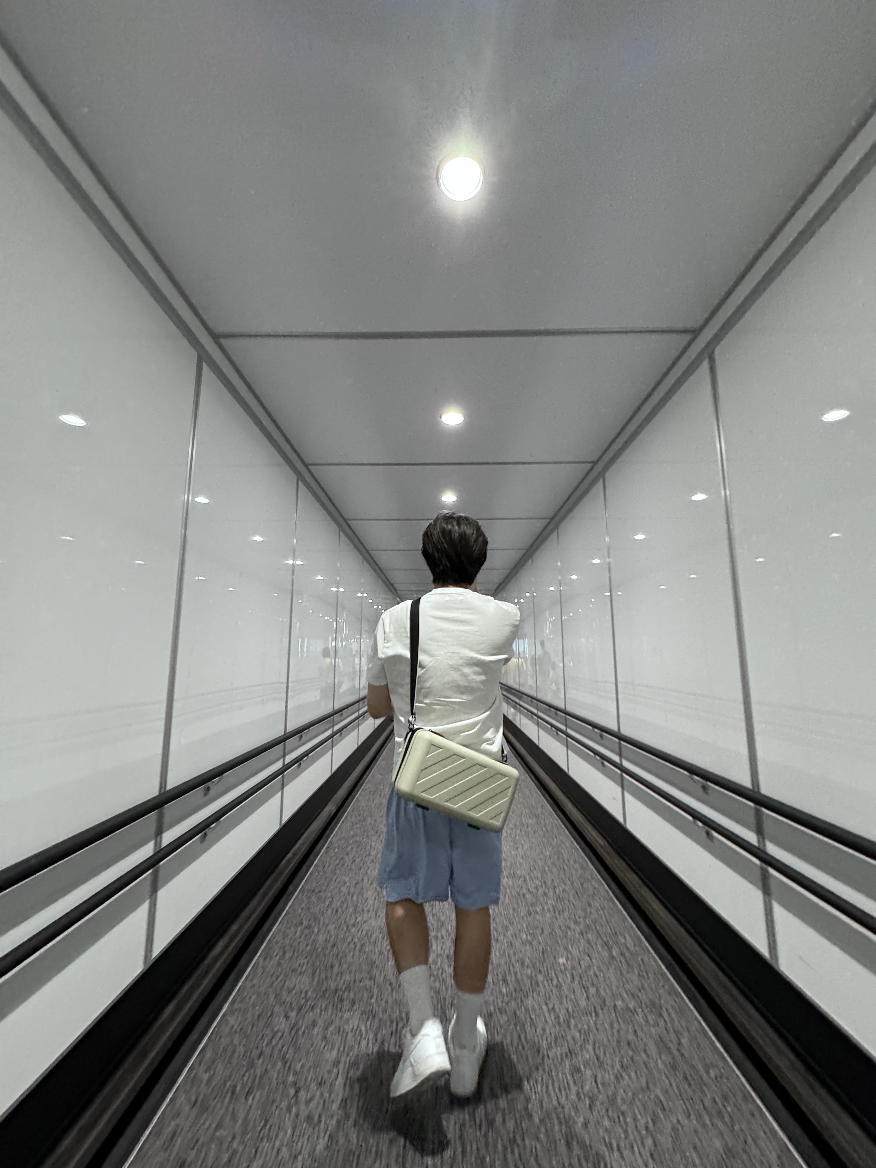 Nike x Drake Nocta Basketball Lightweight Shorts Cobalt Bliss (DV3651-479), Off-White x Amore Pacific Protection Box (Without Cosmetics) 착용 스타일 - 1