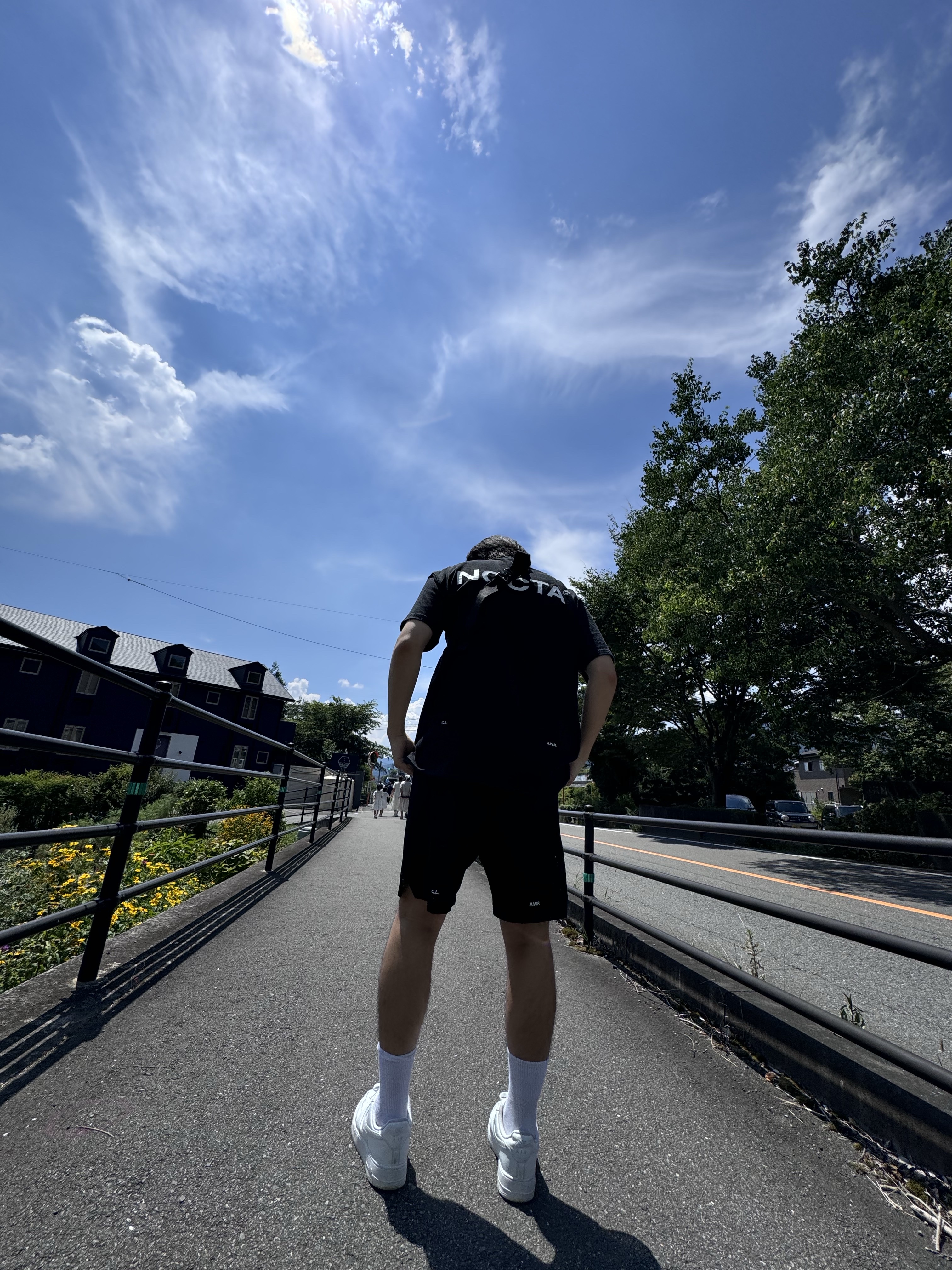 Nike x Drake Nocta Max 90 T-Shirt Black (FN7663-010), Nike x Drake Nocta Basketball Lightweight Shorts Black (DV3651-010) 착용 스타일 - 1