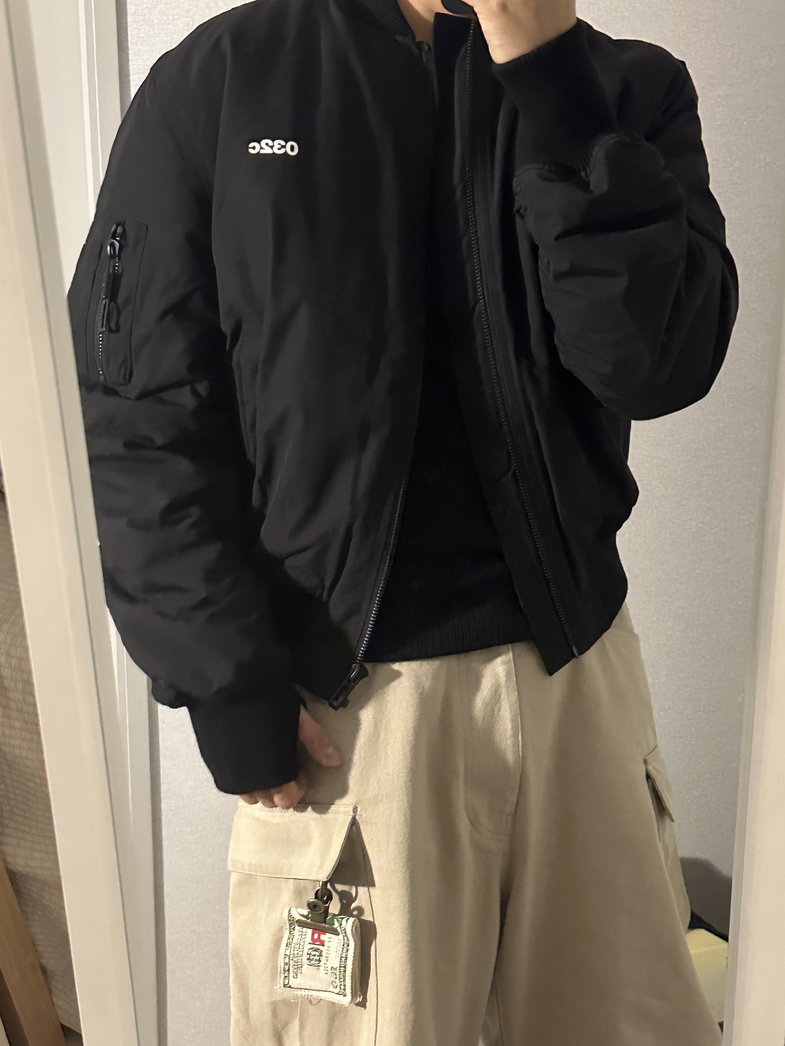 032c Mayhem Bomber Jacket Black 착용 스타일 - 2