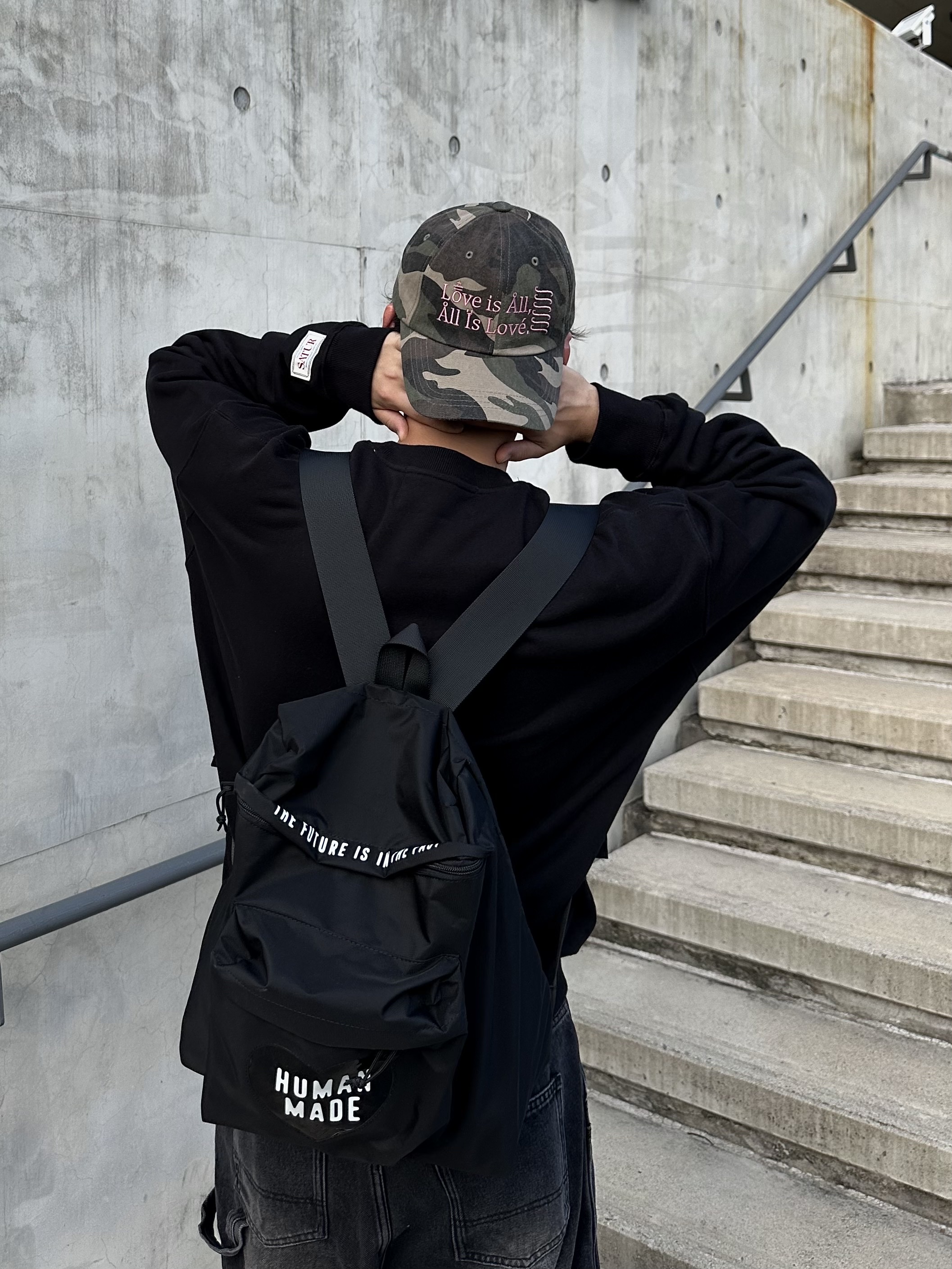 Human Made Backpack Black, Maison Mihara Yasuhiro Baker OG Sole OD Canvas Low-top Sneakers Black 착용 스타일 - 4