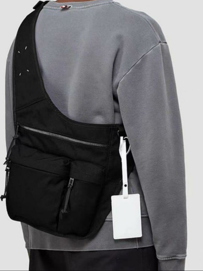 Thom Browne Engineered 4-Bar Sweatshirt Light Grey 착용 스타일