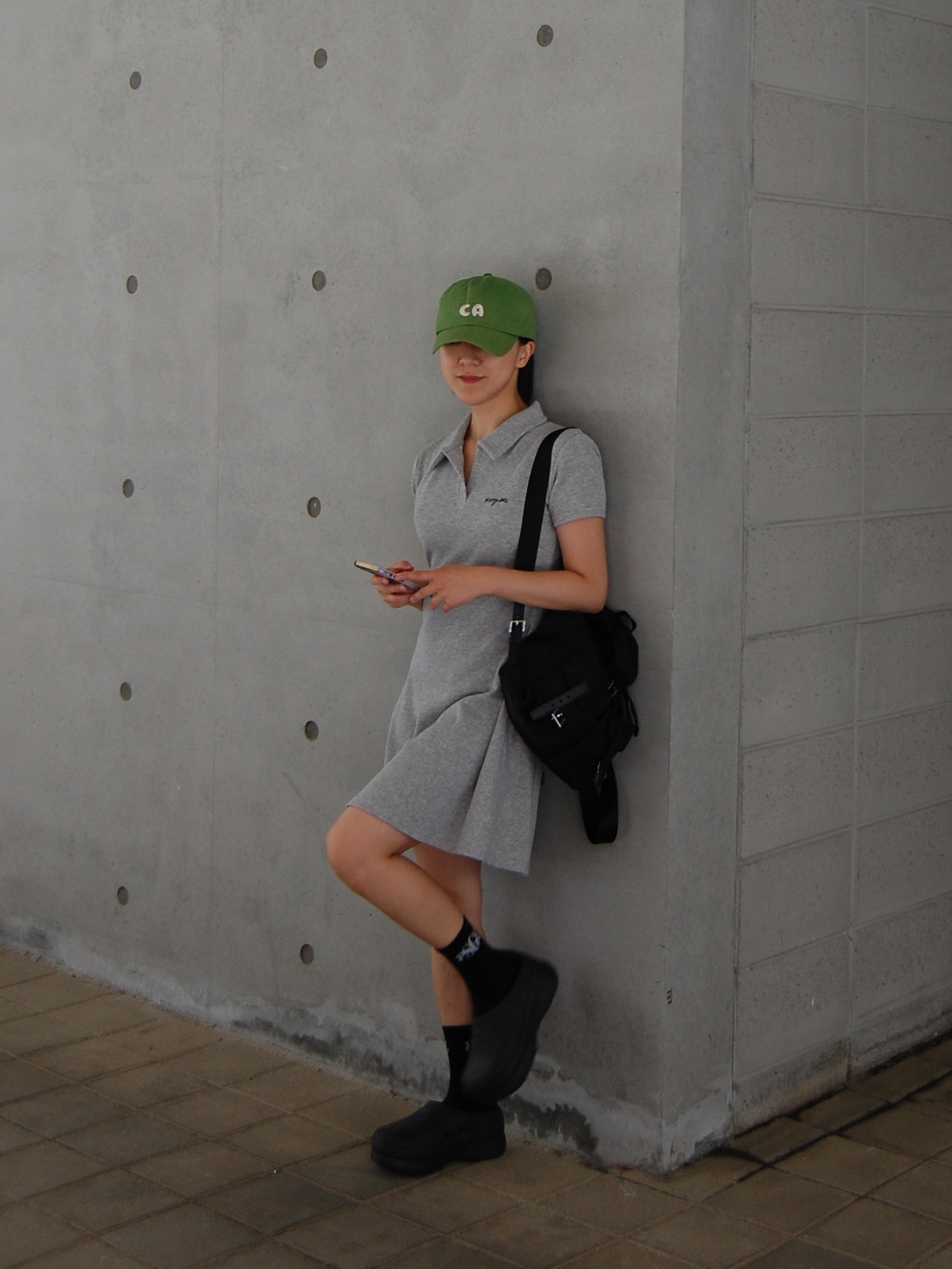 (W) Adidas Adifom Stan Smith Mule Core Black, Prada Re-Nylon Small Backpack Black 착용 스타일