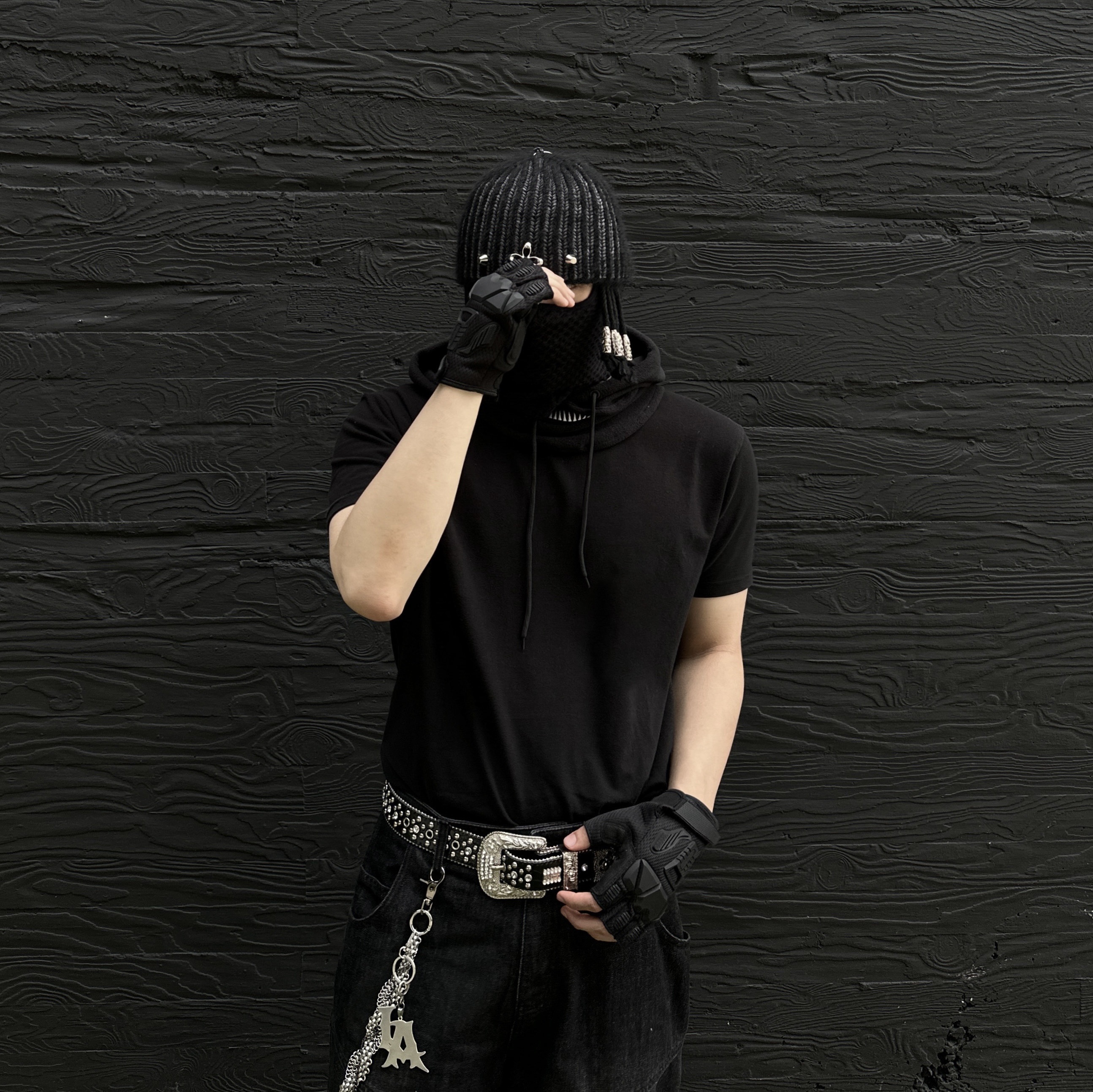 Nike x Matthew M Williams Zoom 004 Triple Black 착용 스타일 - 2