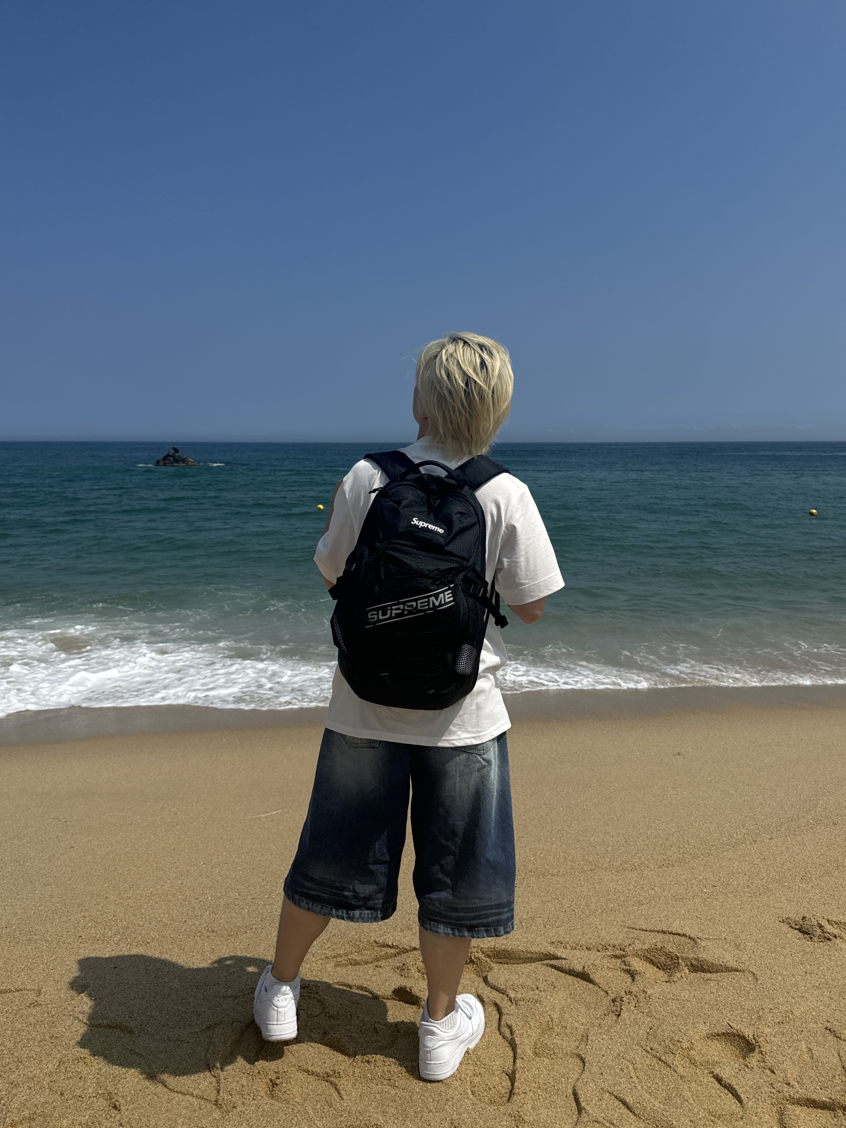 Supreme Backpack Black - 23FW, Nike Air Force 1 '07 Low White 착용 스타일 - 1