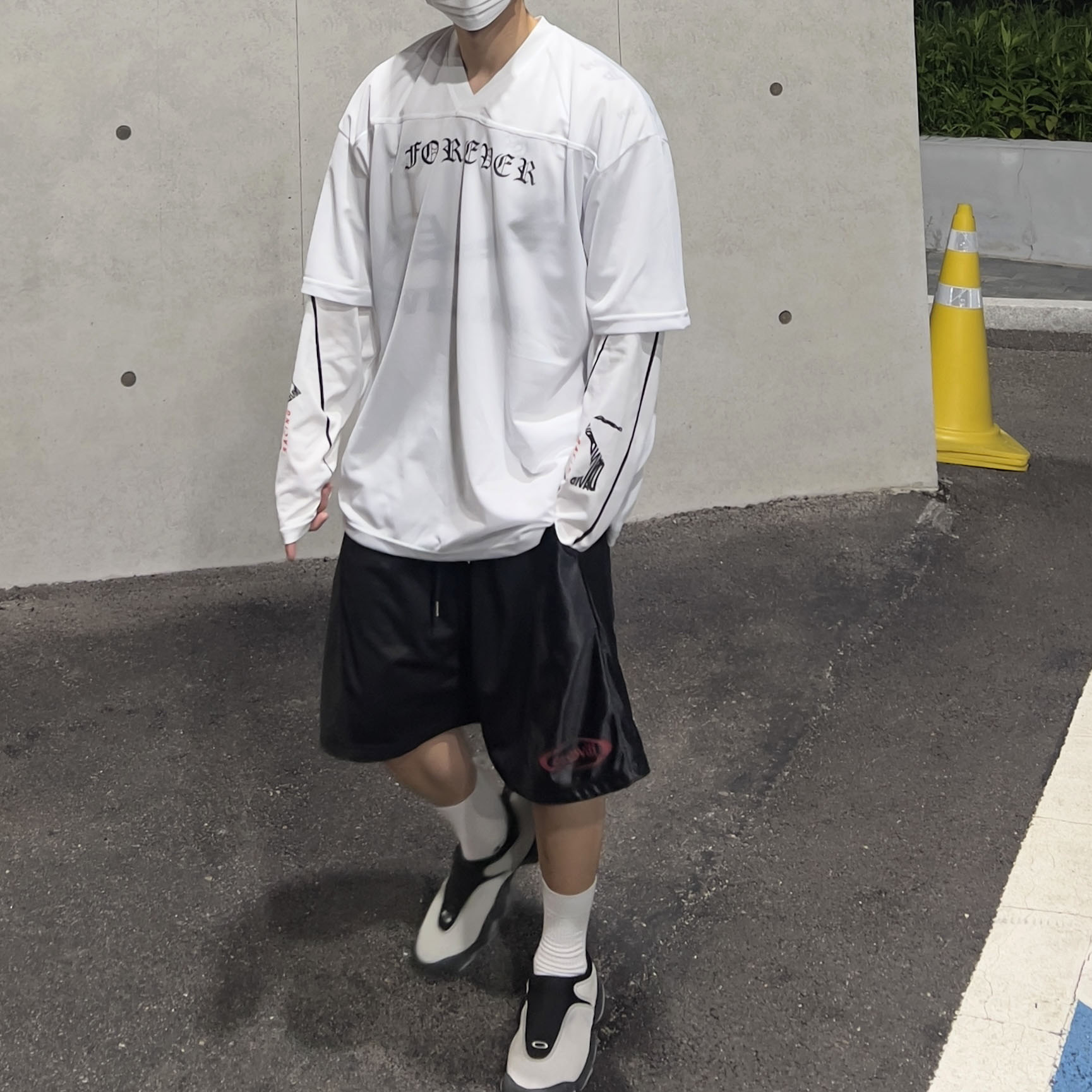 Oakley Factory Team x Brain Dead Flesh White Birch, Oakley Factory Team x Brain Dead Ostrich Flesh Ivory 착용 스타일 - 2