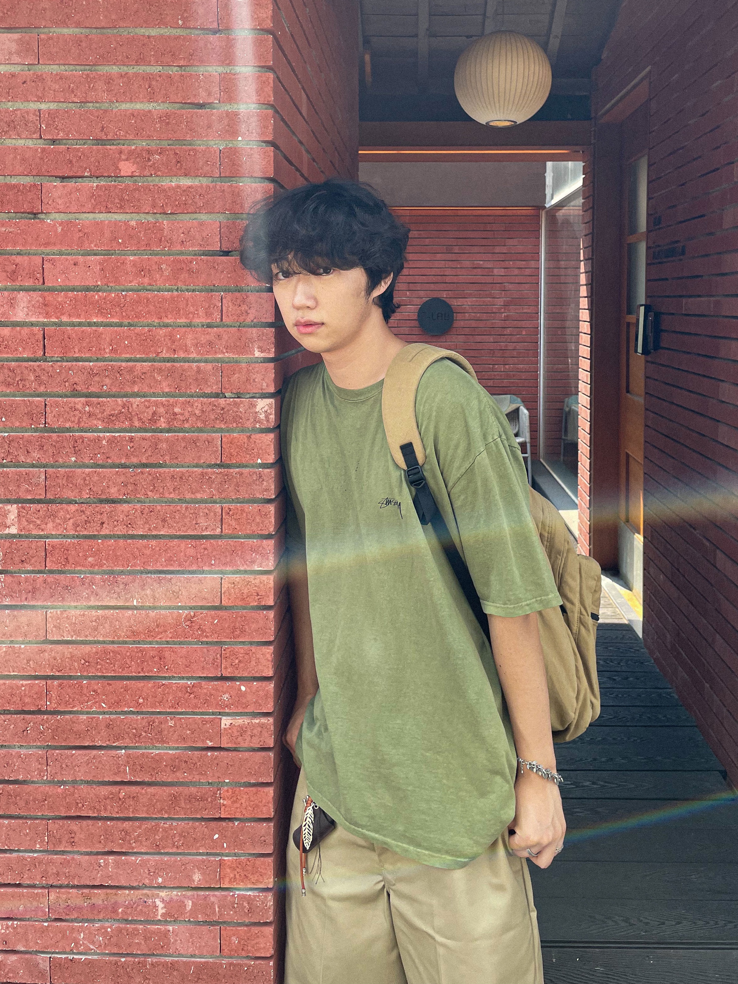Stussy 8 Ball Pigment Dyed T-Shirt Olive, Adidas x Wales Bonner SL 72 Knit Green 착용 스타일 - 6