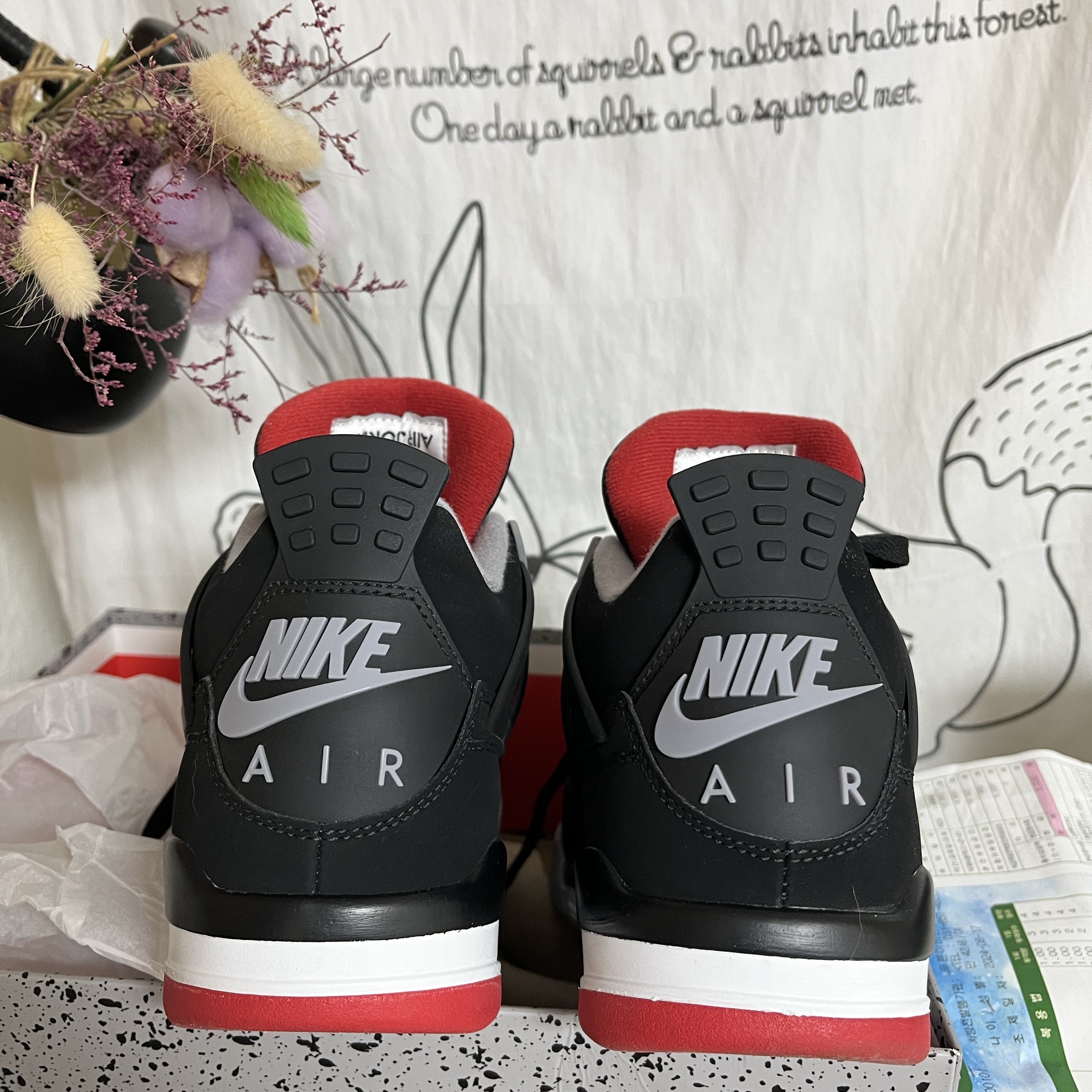 Jordan 4 Retro Bred 2019 착용 스타일 - 1