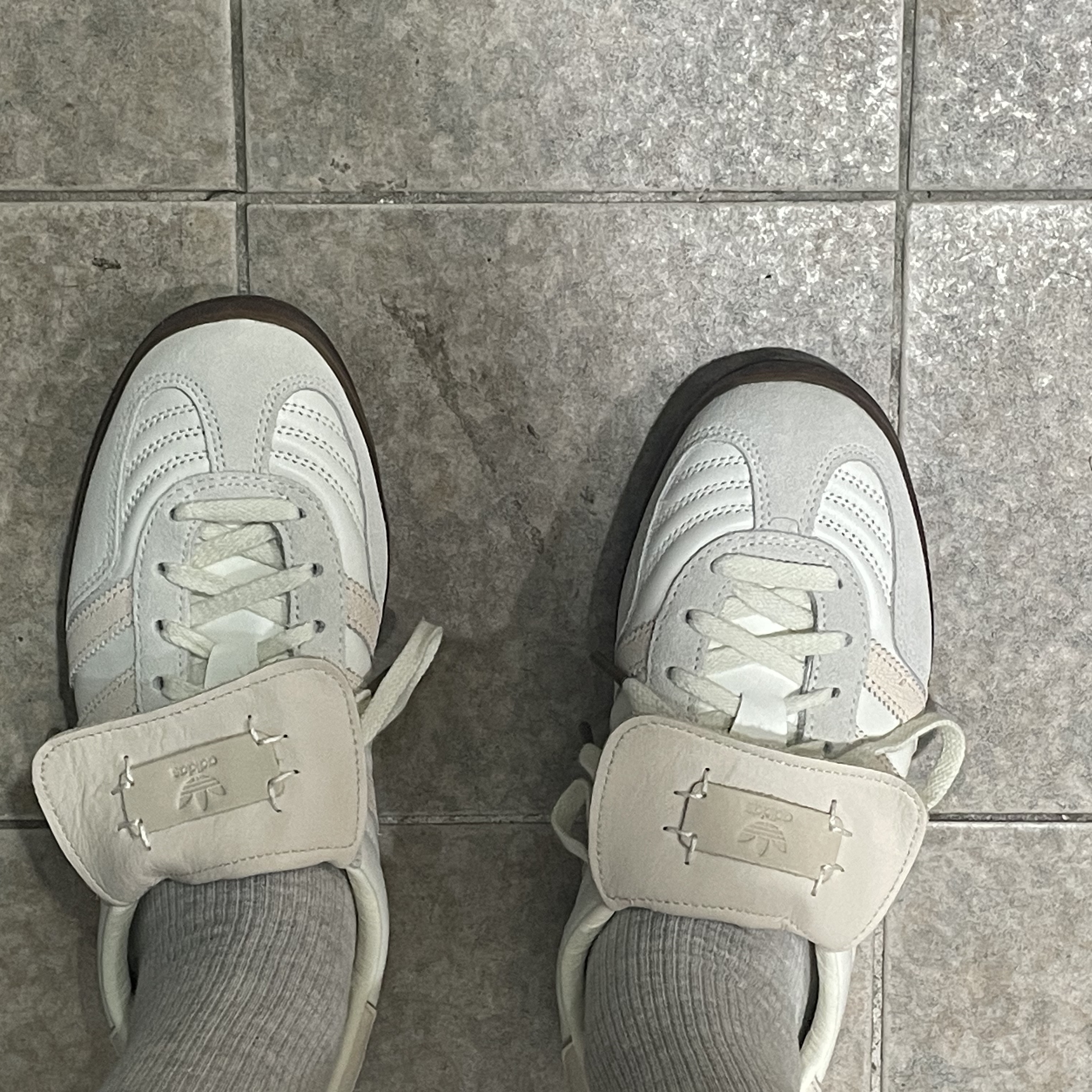 Adidas x Foot Industry Gazelle Indoor Off White Sand Strata 착용 스타일