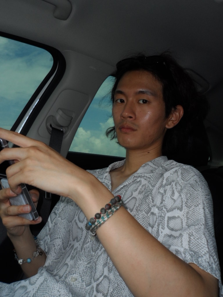 Supreme Snake S/S Shirt White - 24SS 착용 스타일