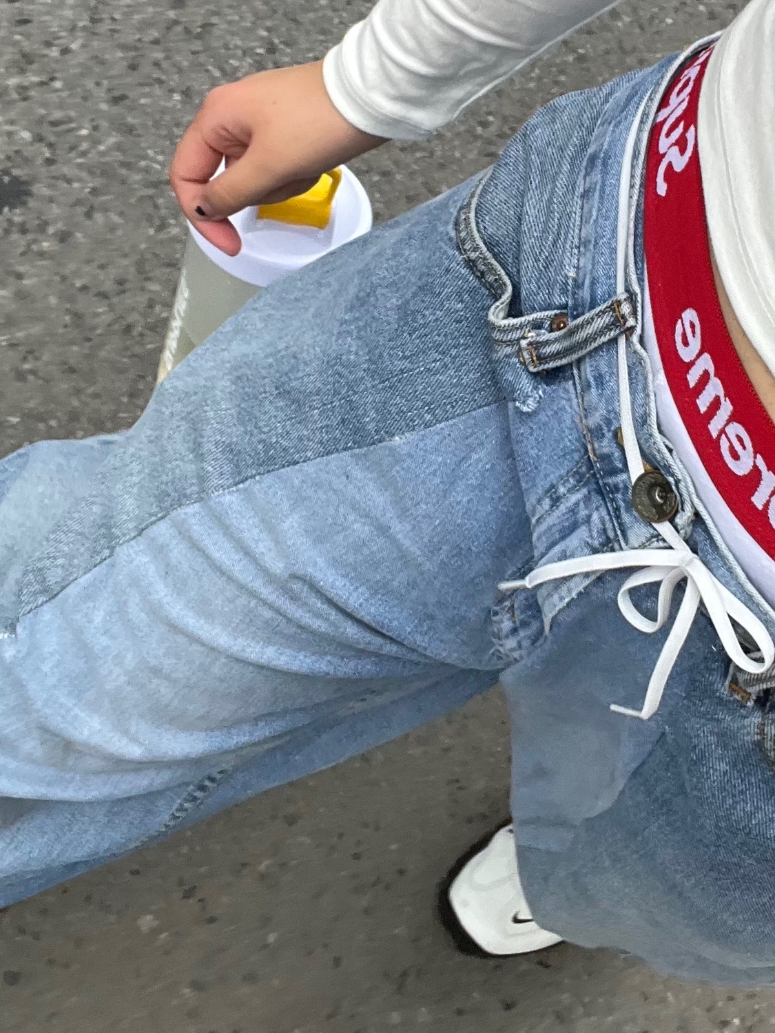 Supreme Hanes Boxer Briefs White (4 Pack), Nike x Ambush Air Adjust Force SP Summit White and Black 착용 스타일