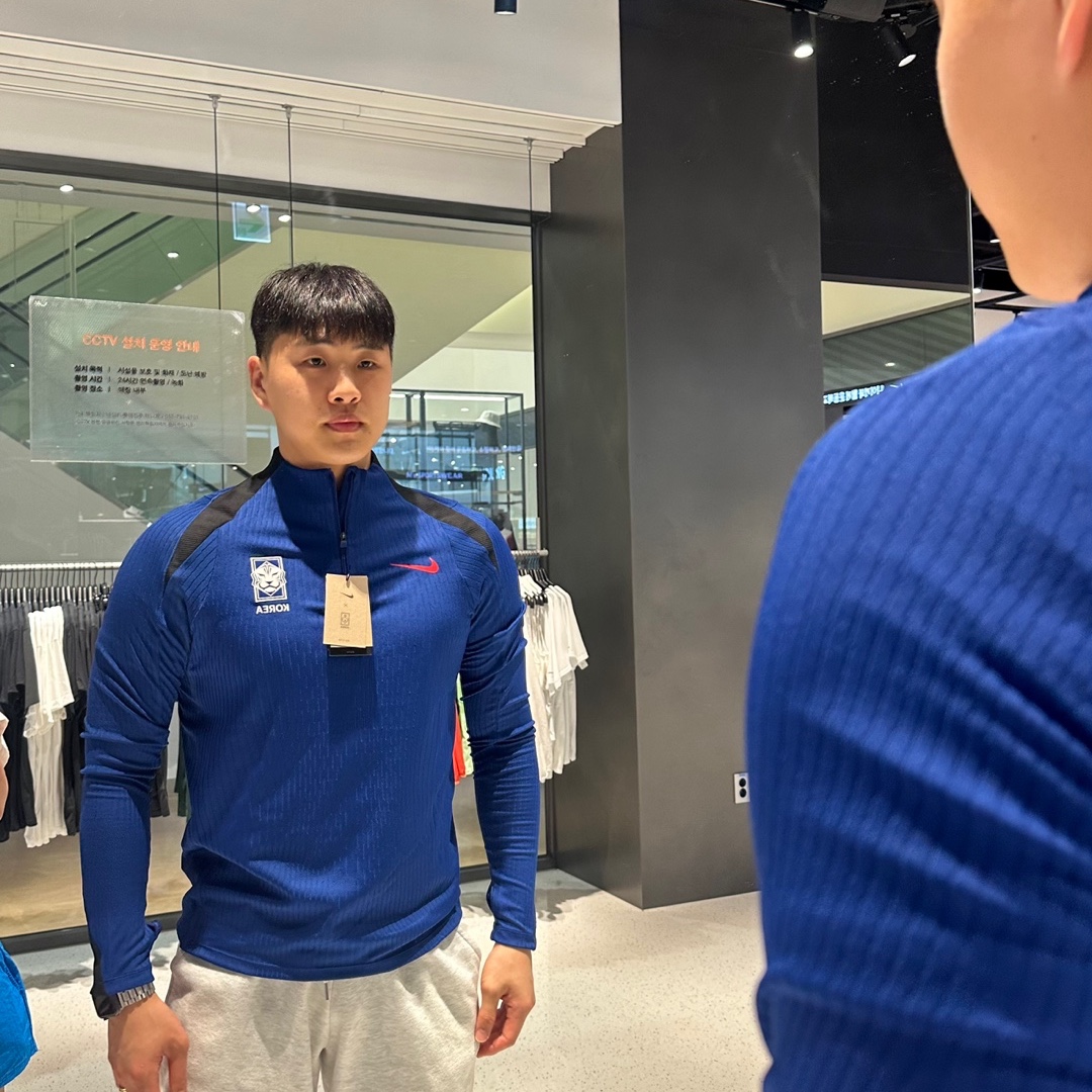 Nike Korea Strike Dri-Fit Soccer Drill Top Global Blue 착용 스타일