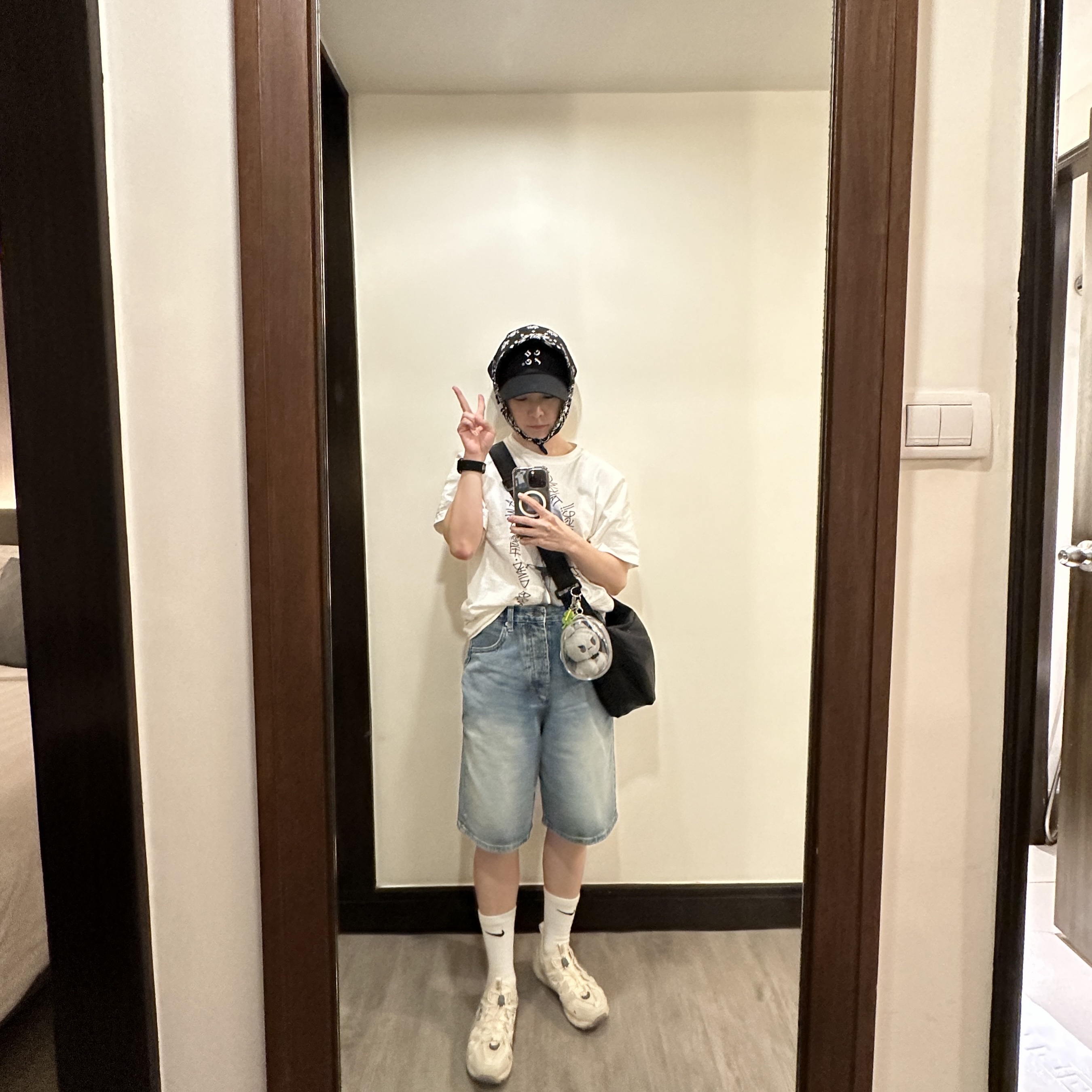 Stussy x Talking Heads Stop Making Sense T-Shirt White 착용 스타일 - 3