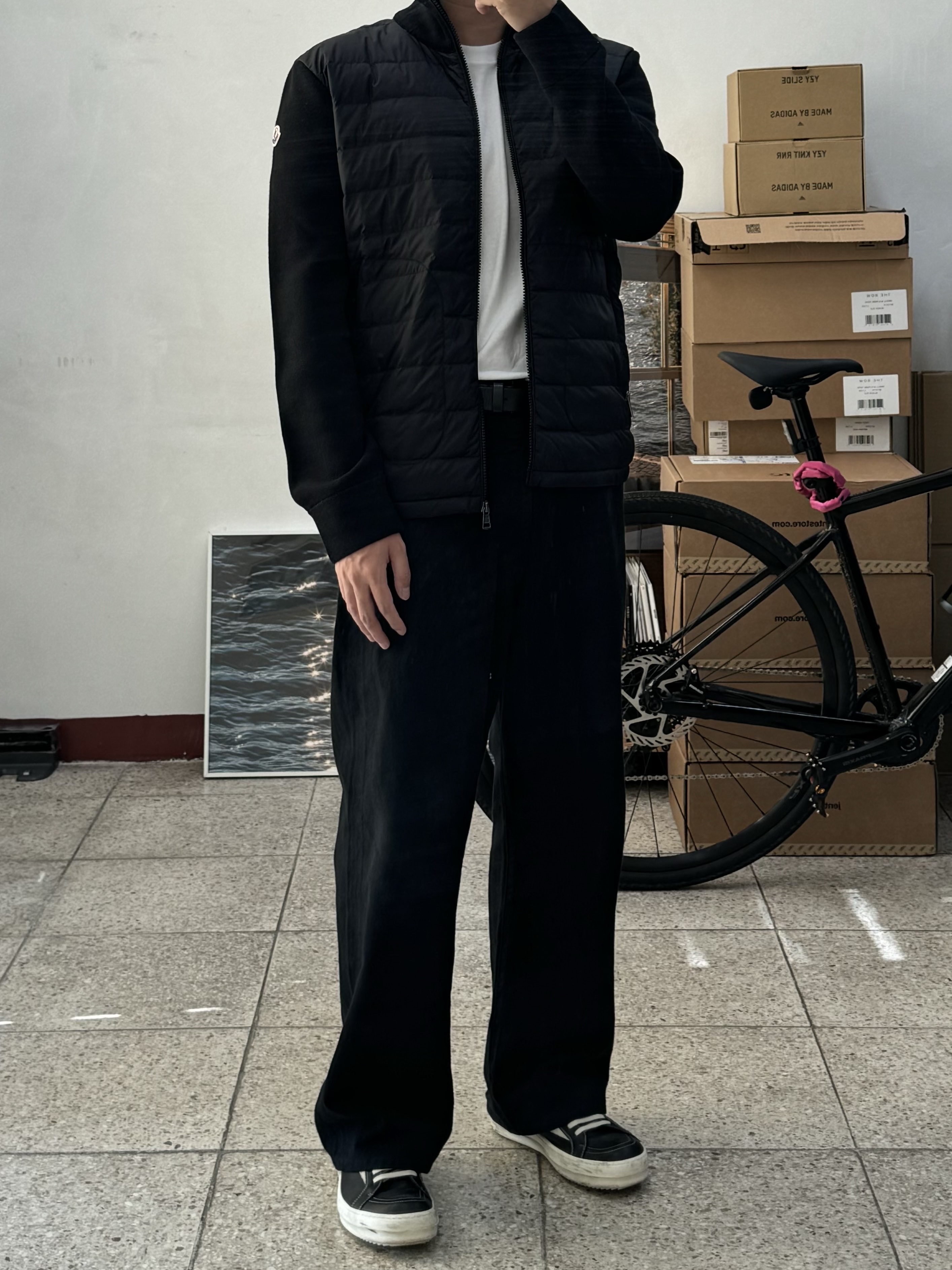 Moncler Padded Wool Cardigan Black - 24FW 착용 스타일 - 2